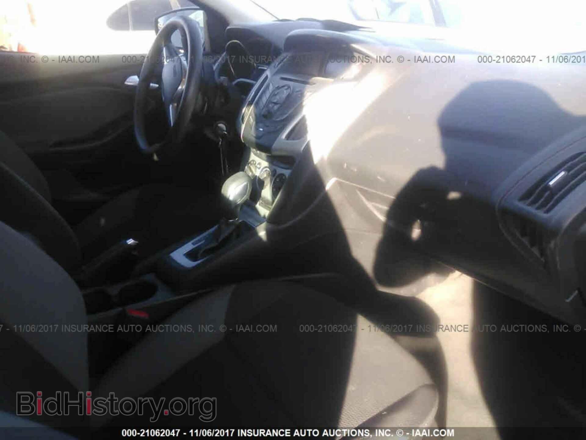 2014 Ford Focus - VIN: 1FADP3K29EL327733 - Фото 5