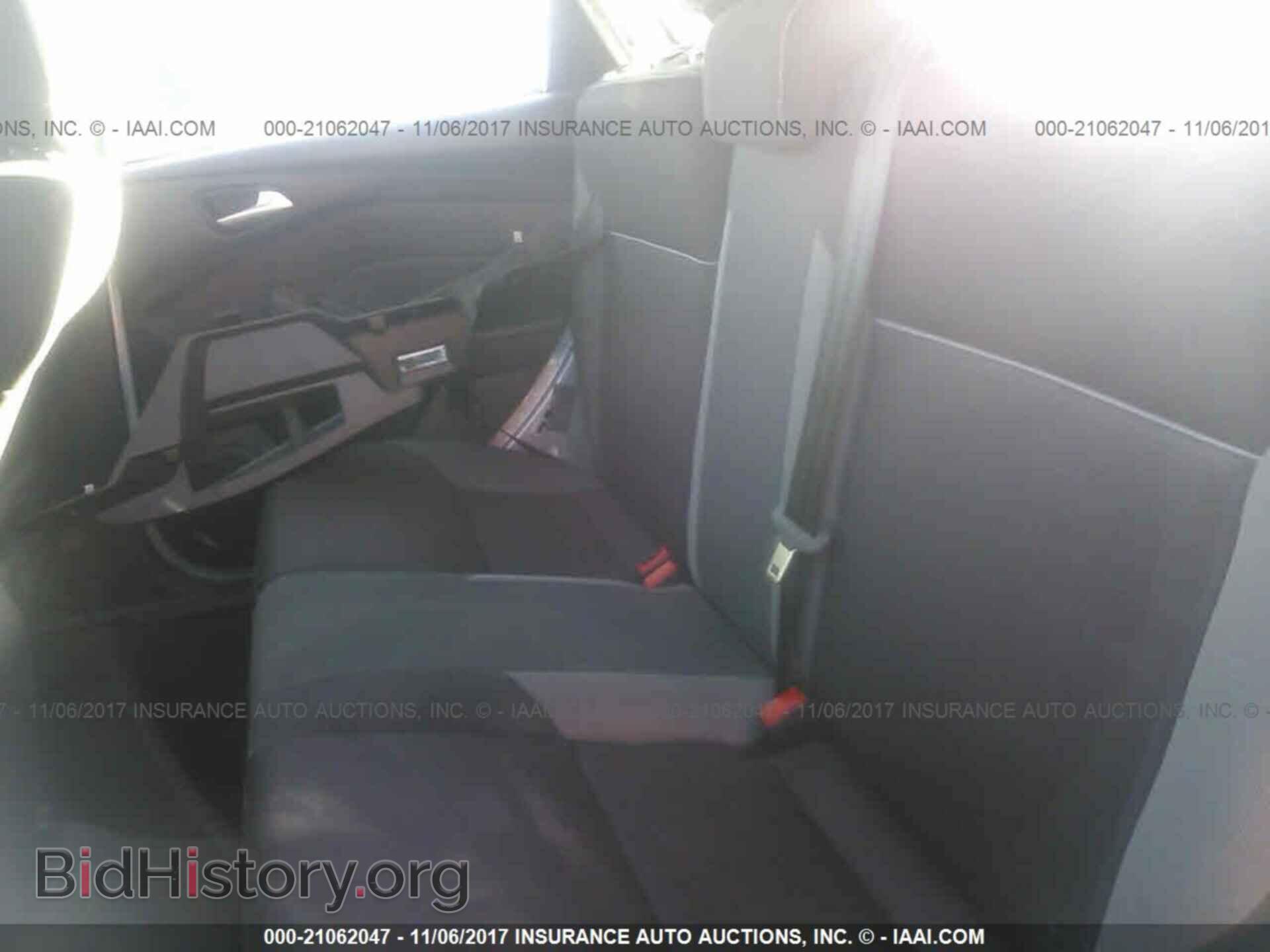 2014 Ford Focus - VIN: 1FADP3K29EL327733 - Фото 8