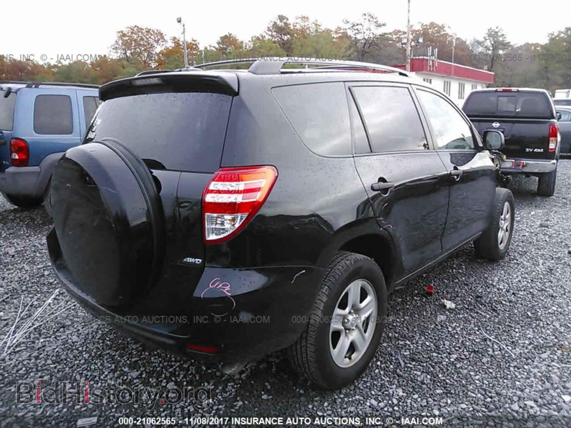 2011 Toyota Rav4 - VIN: 2T3JF4DV7BW119307 - Фото 4
