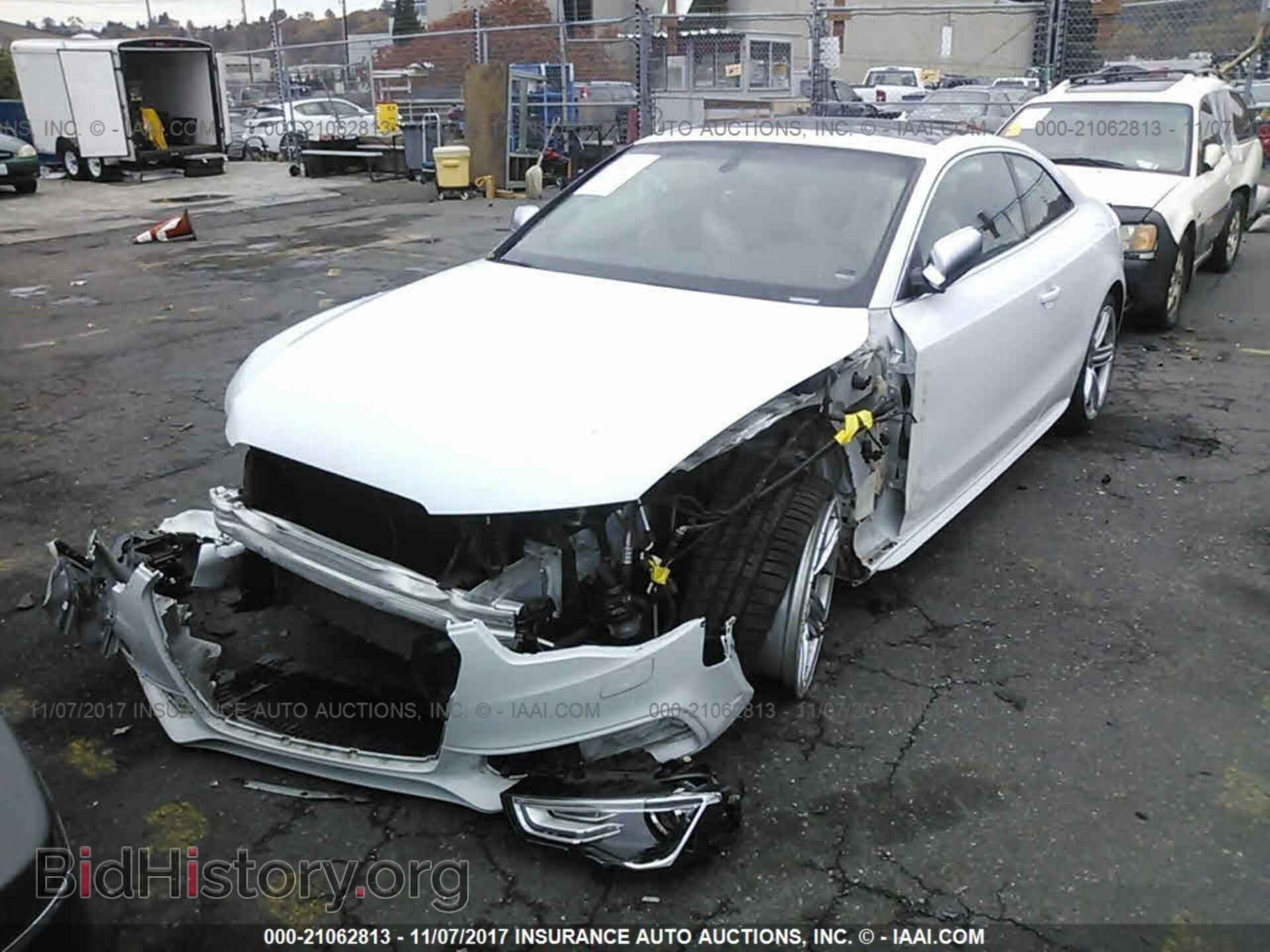 2013 Audi S5 - VIN: WAUCGAFR8DA034897 - Фото 2