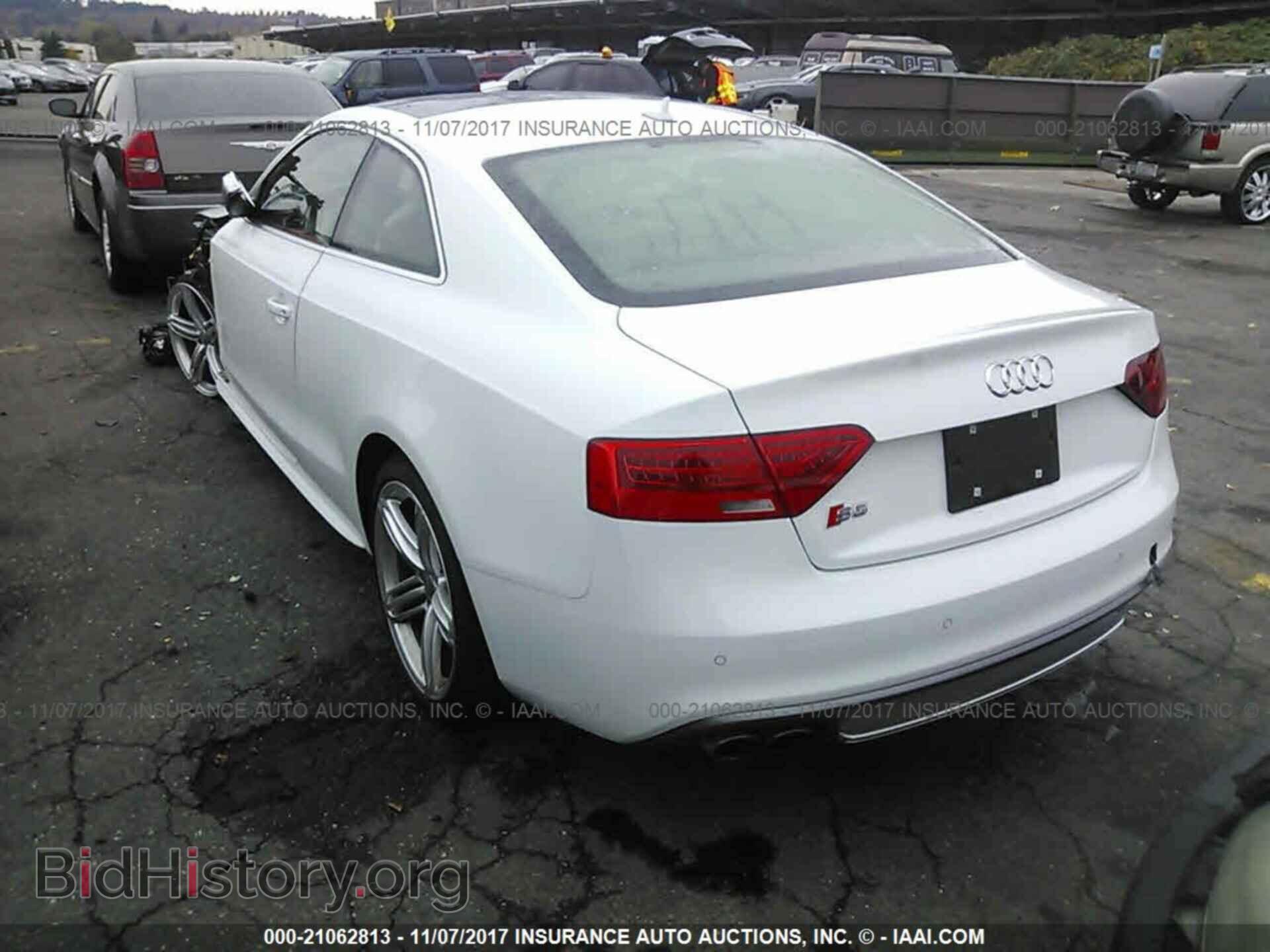 2013 Audi S5 - VIN: WAUCGAFR8DA034897 - Фото 3