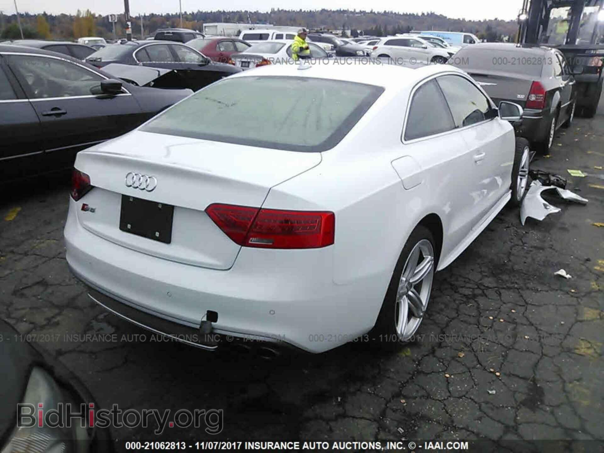 2013 Audi S5 - VIN: WAUCGAFR8DA034897 - Фото 4