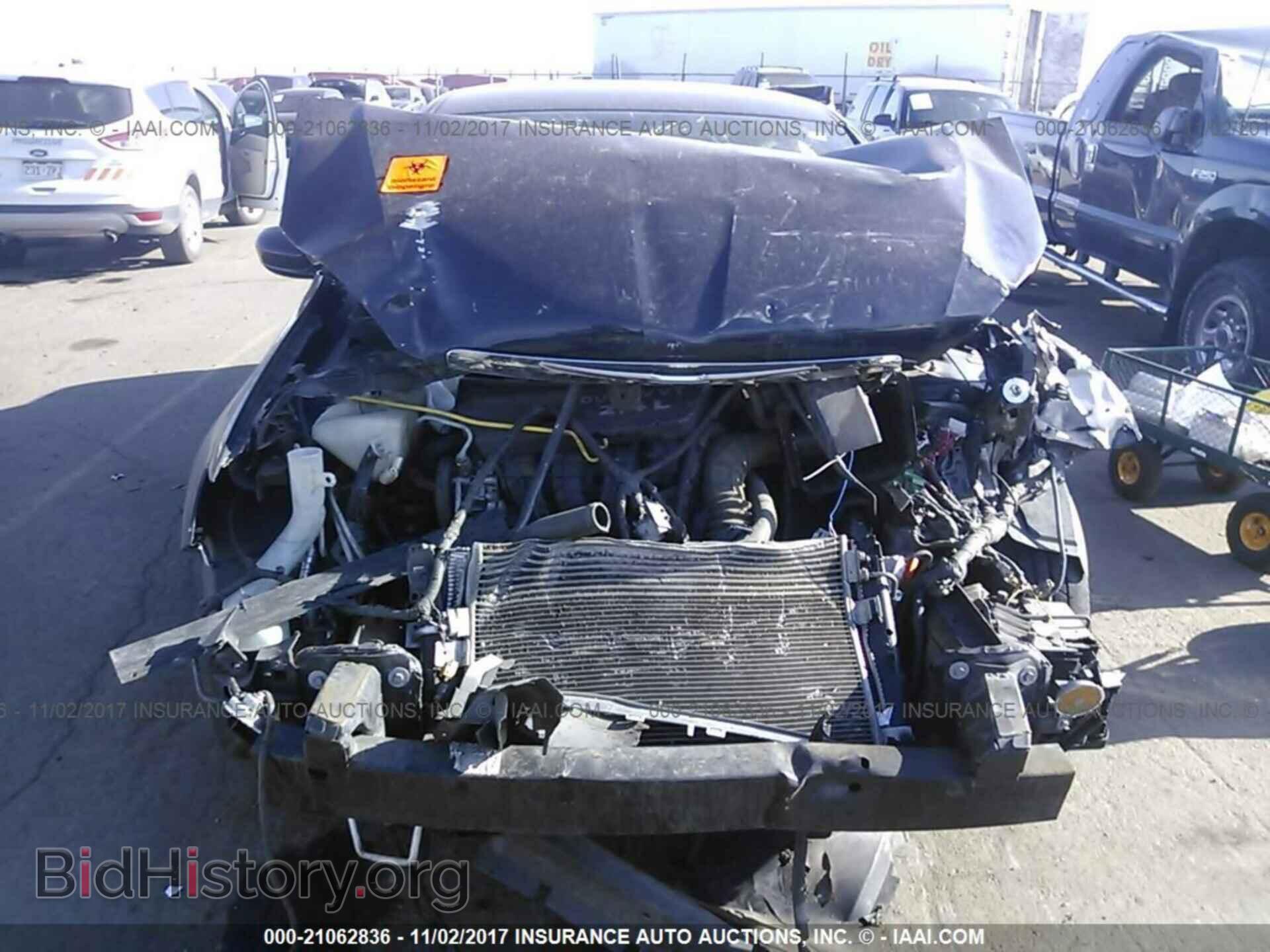2012 Chrysler 200 - VIN: 1C3CCBAB0CN256621 - Photo 6