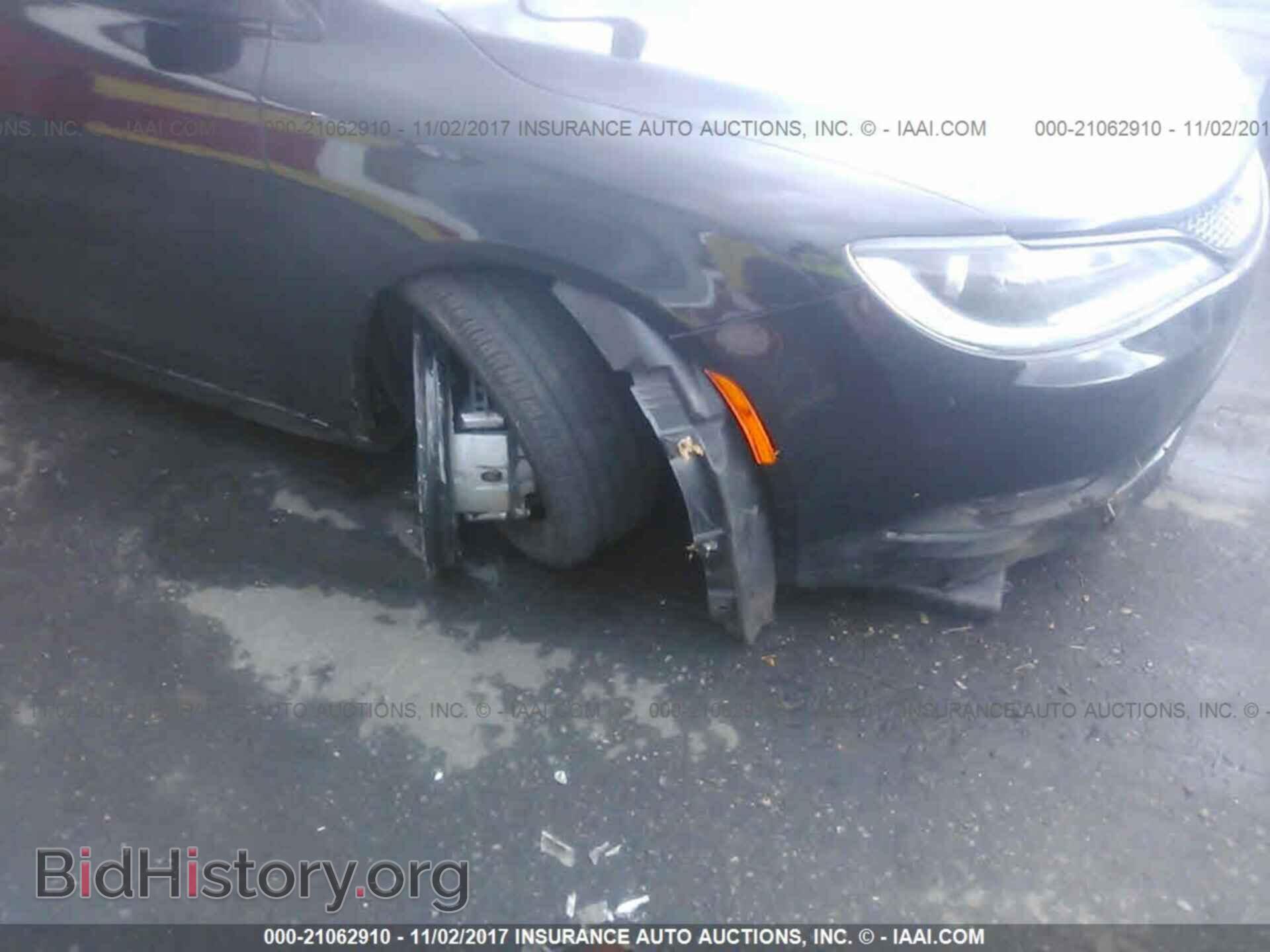 2017 Chrysler 200 - VIN: 1C3CCCFB4HN506318 - Фото 6