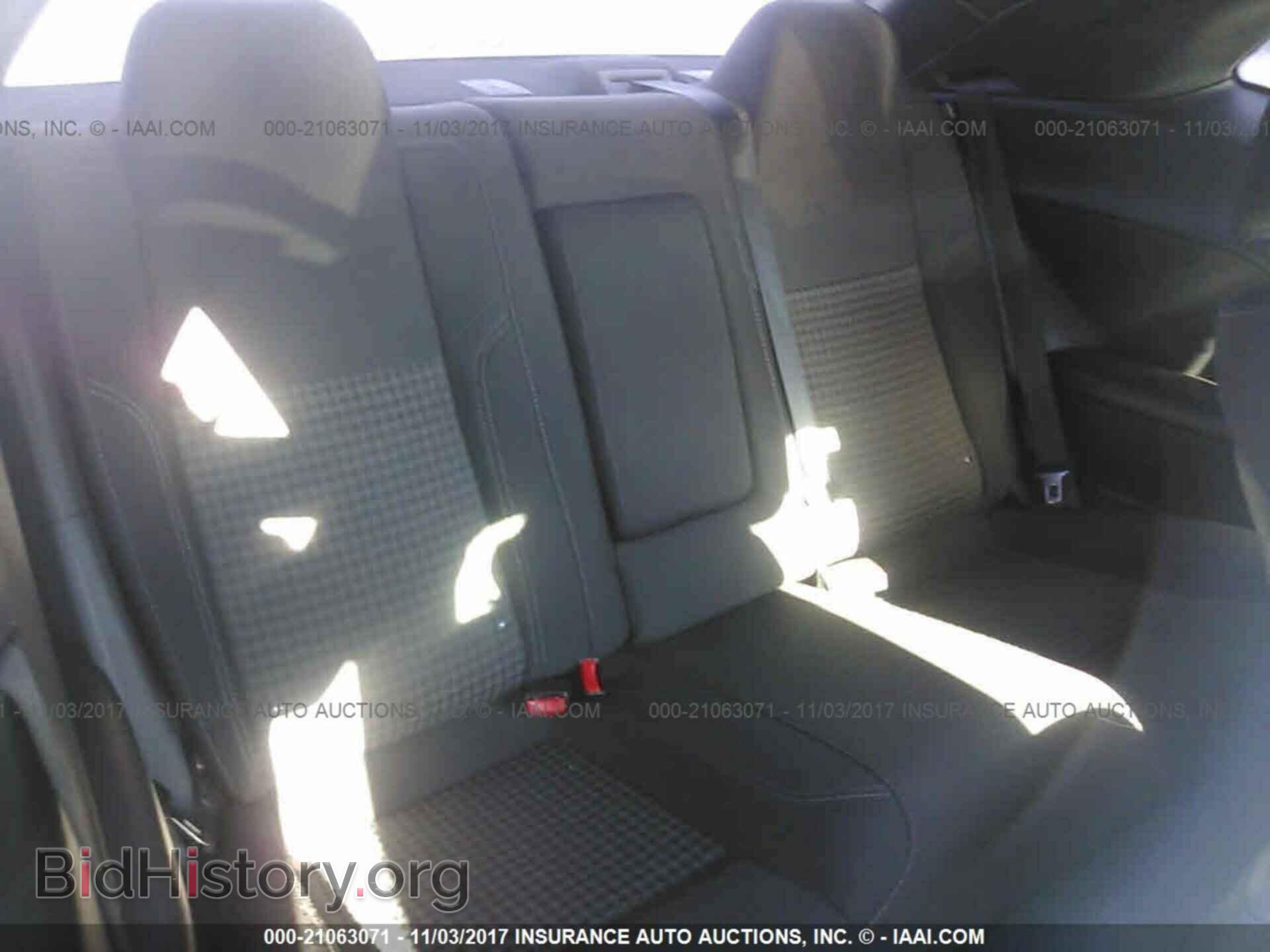 2015 Dodge Challenger - VIN: 2C3CDZAG1FH770301 - Photo 8