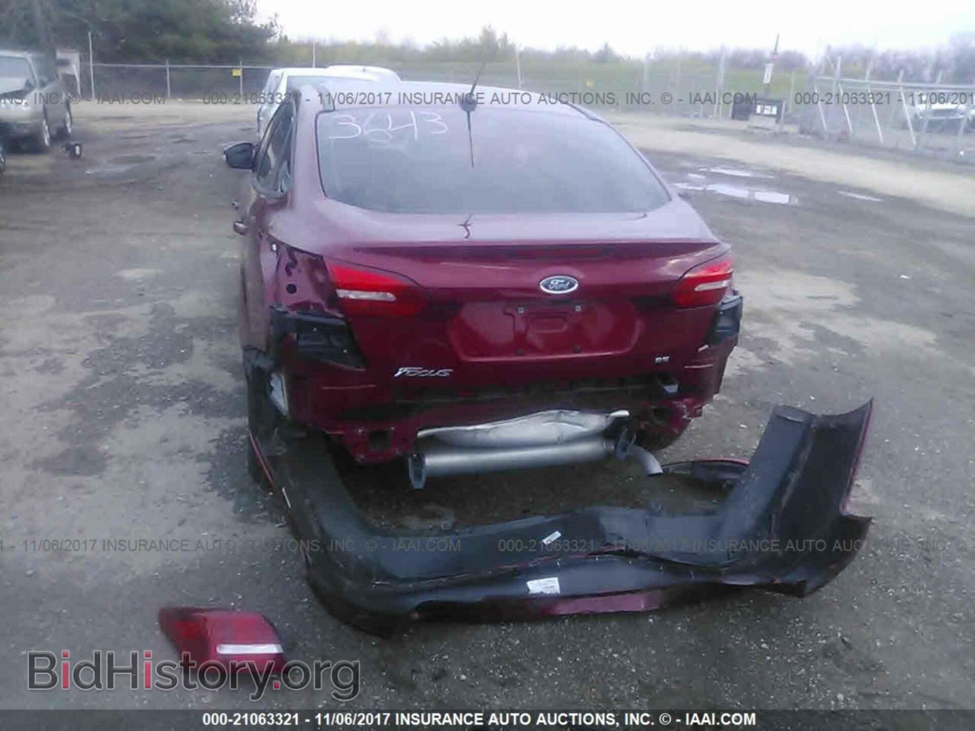 2017 Ford Focus - VIN: 1FADP3F23HL203813 - Photo 6