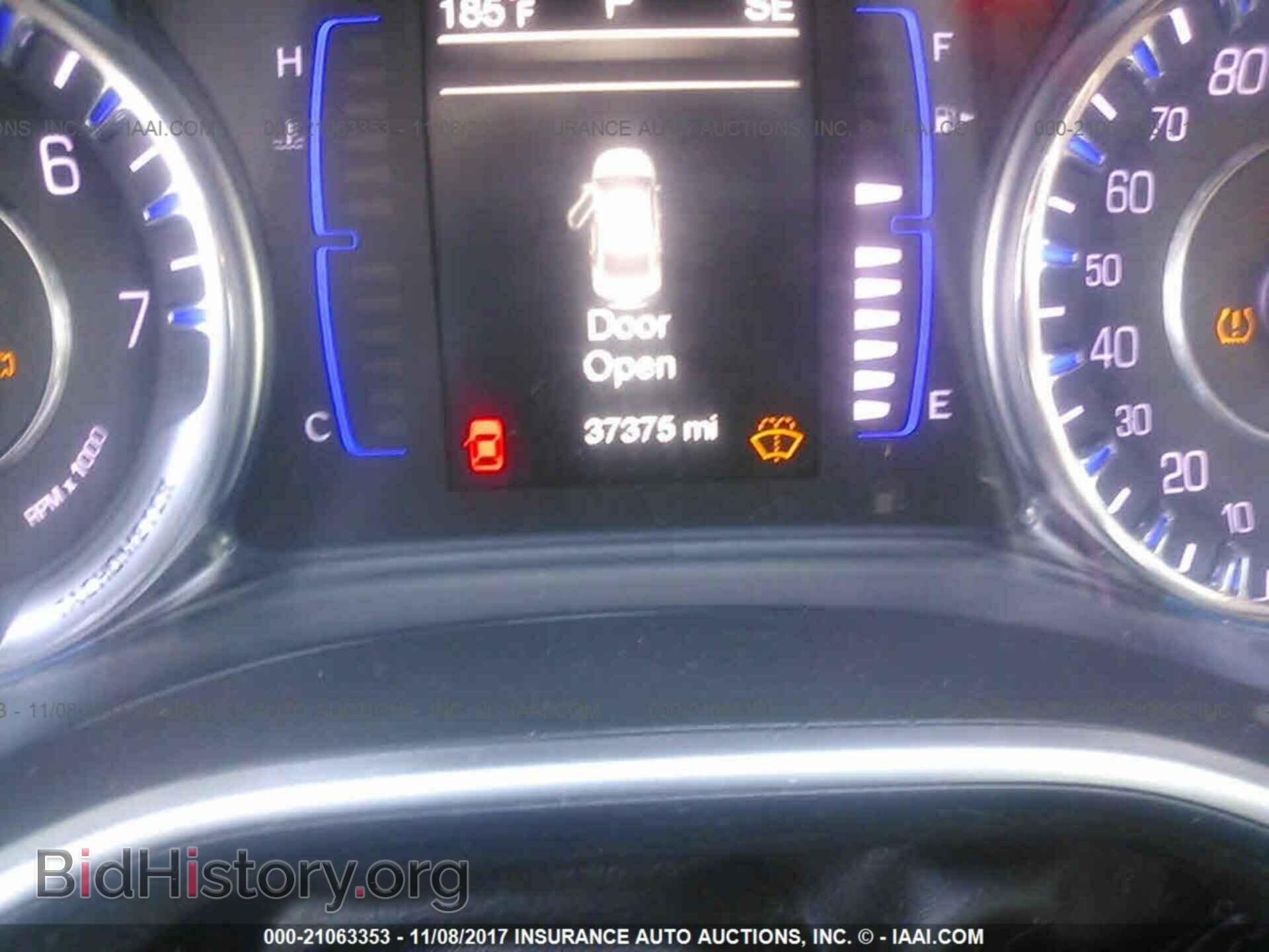 2016 Chrysler 200 - VIN: 1C3CCCAB6GN176302 - Photo 7