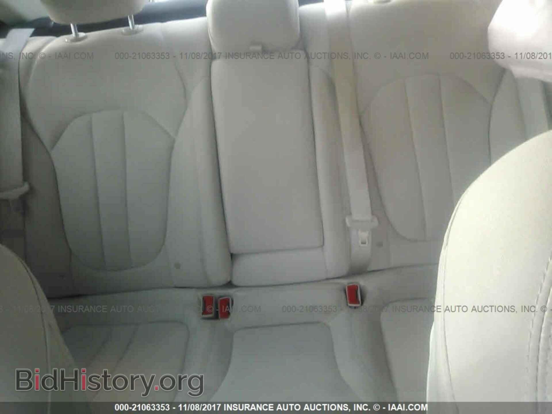 2016 Chrysler 200 - VIN: 1C3CCCAB6GN176302 - Photo 8
