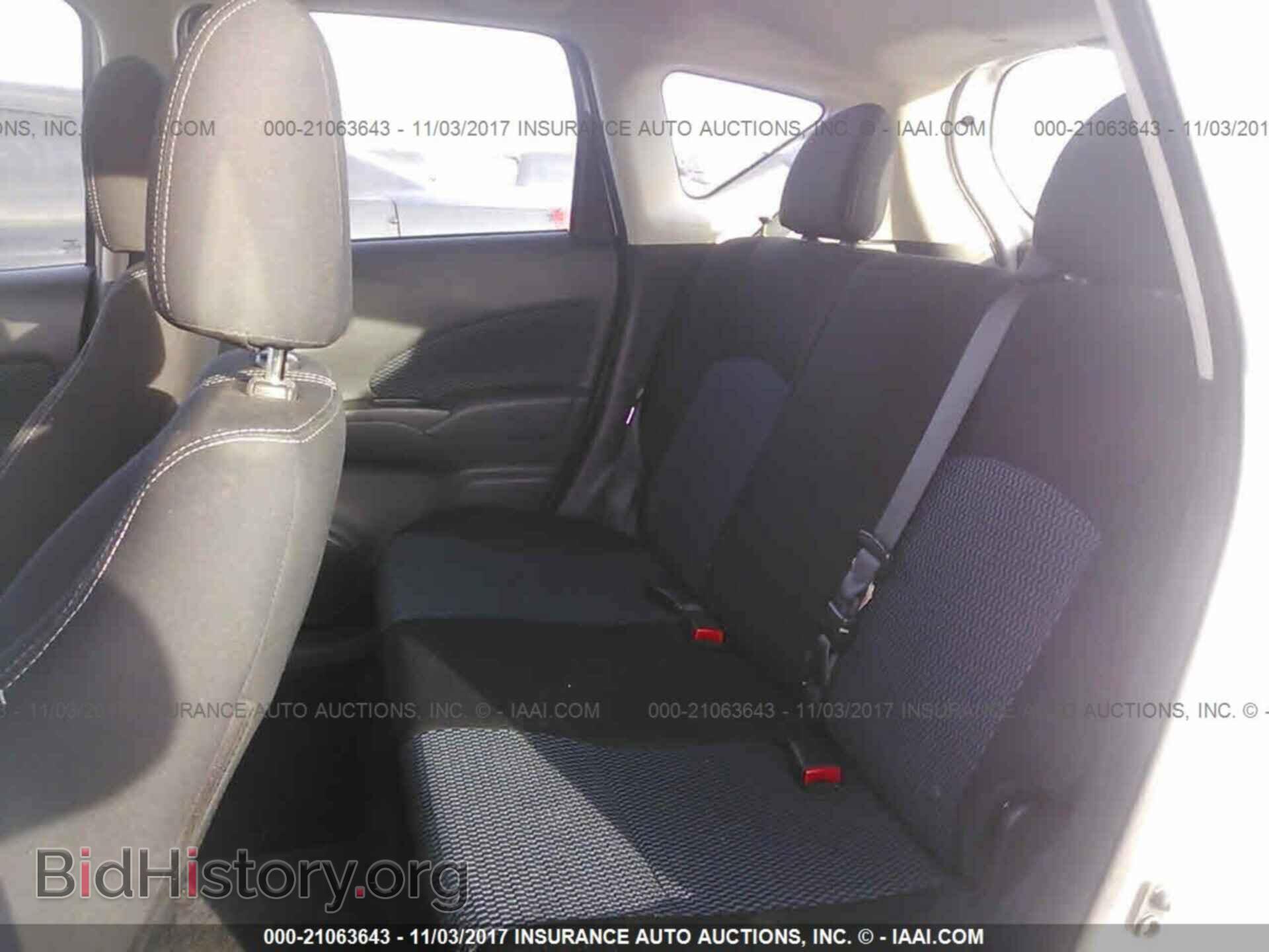 2015 Nissan Versa note - VIN: 3N1CE2CP4FL414741 - Photo 8