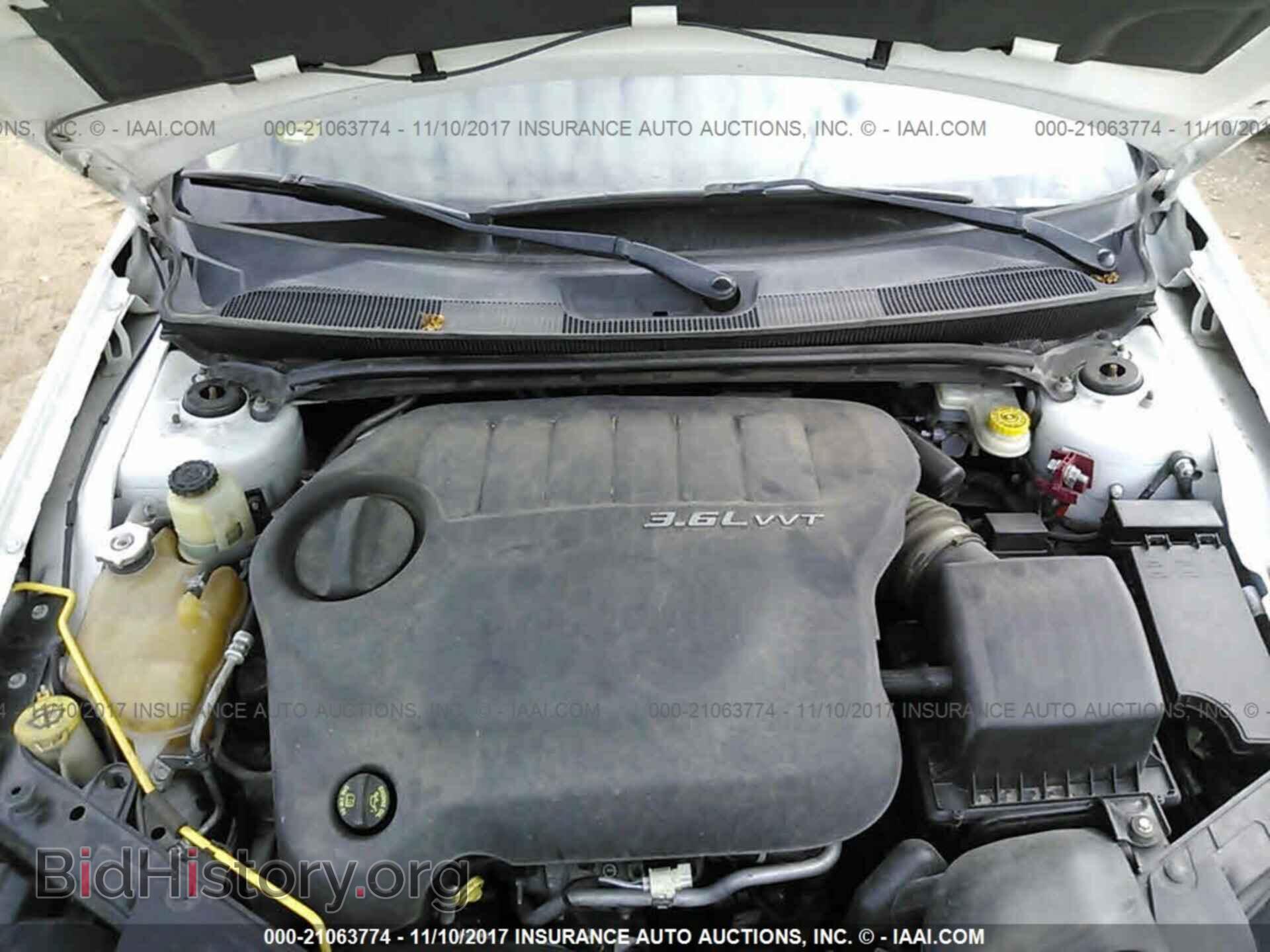 2014 Chrysler 200 - VIN: 1C3CCBBG4EN105536 - Photo 10
