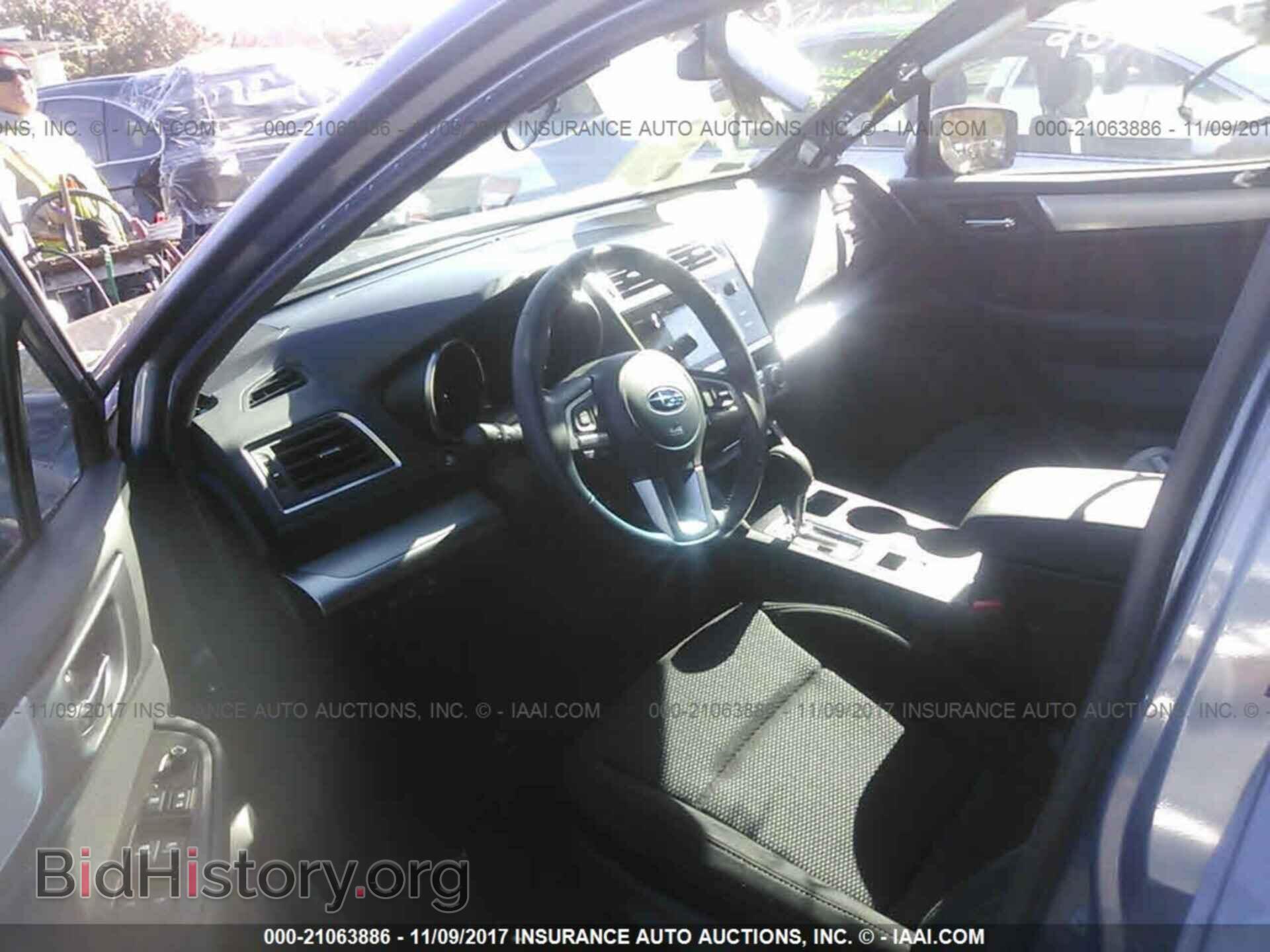 2017 Subaru Outback - VIN: 4S4BSAFC6H3363984 - Photo 5