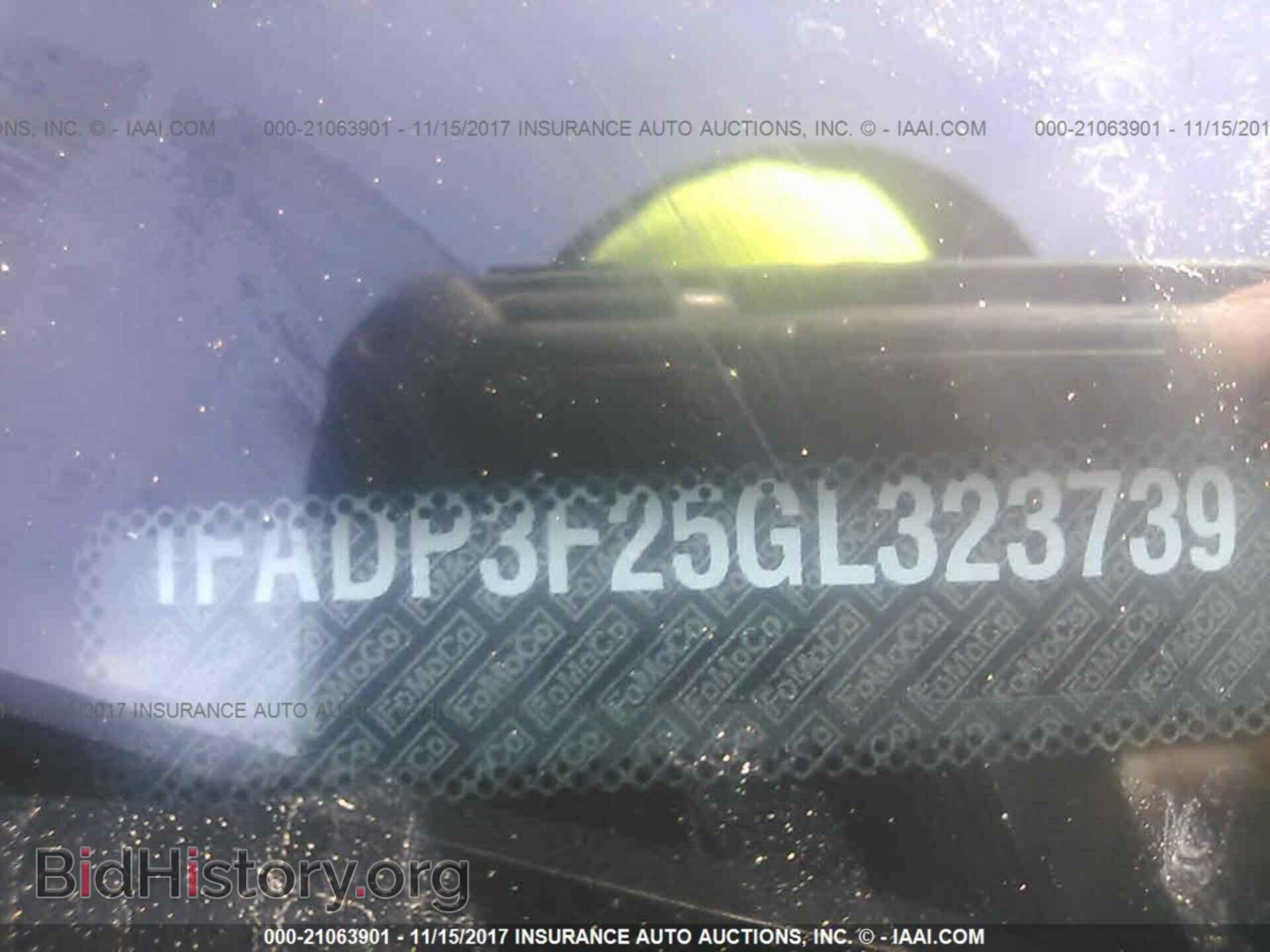 2016 Ford Focus - VIN: 1FADP3F25GL323739 - Photo 9