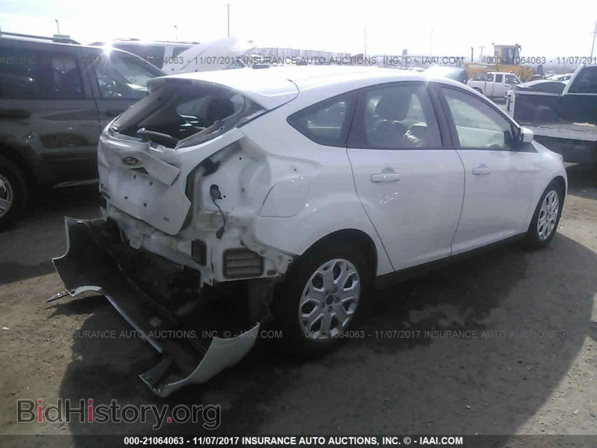 2012 Ford Focus - VIN: 1FAHP3K21CL273455 - Photo 4