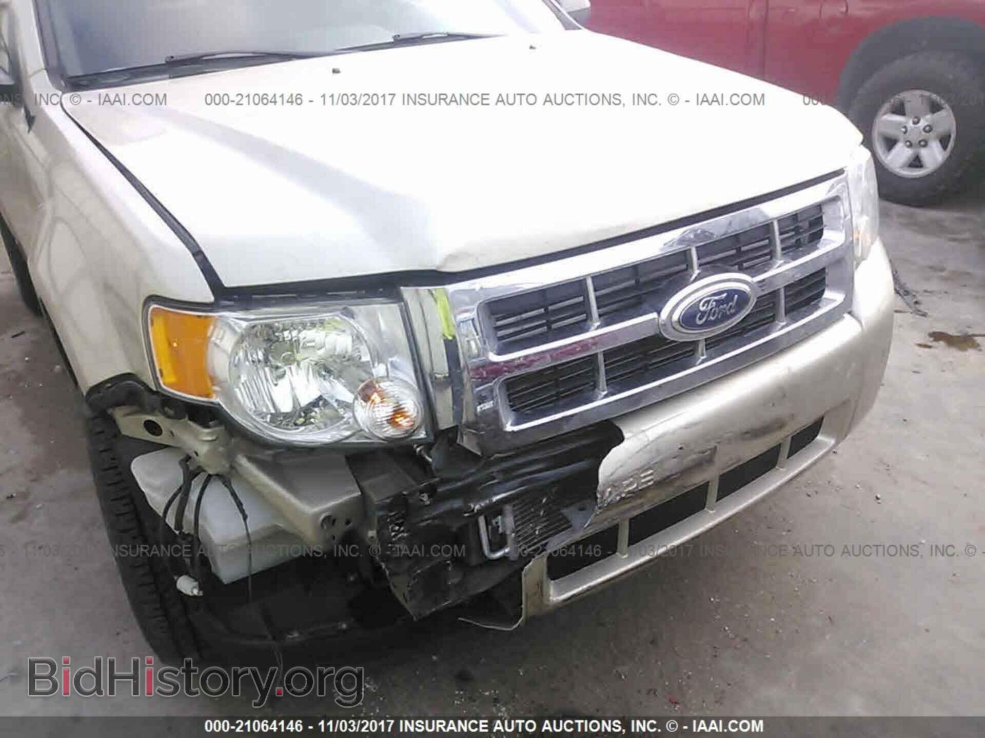 2012 Ford Escape - VIN: 1FMCU0D77CKA28746 - Photo 6