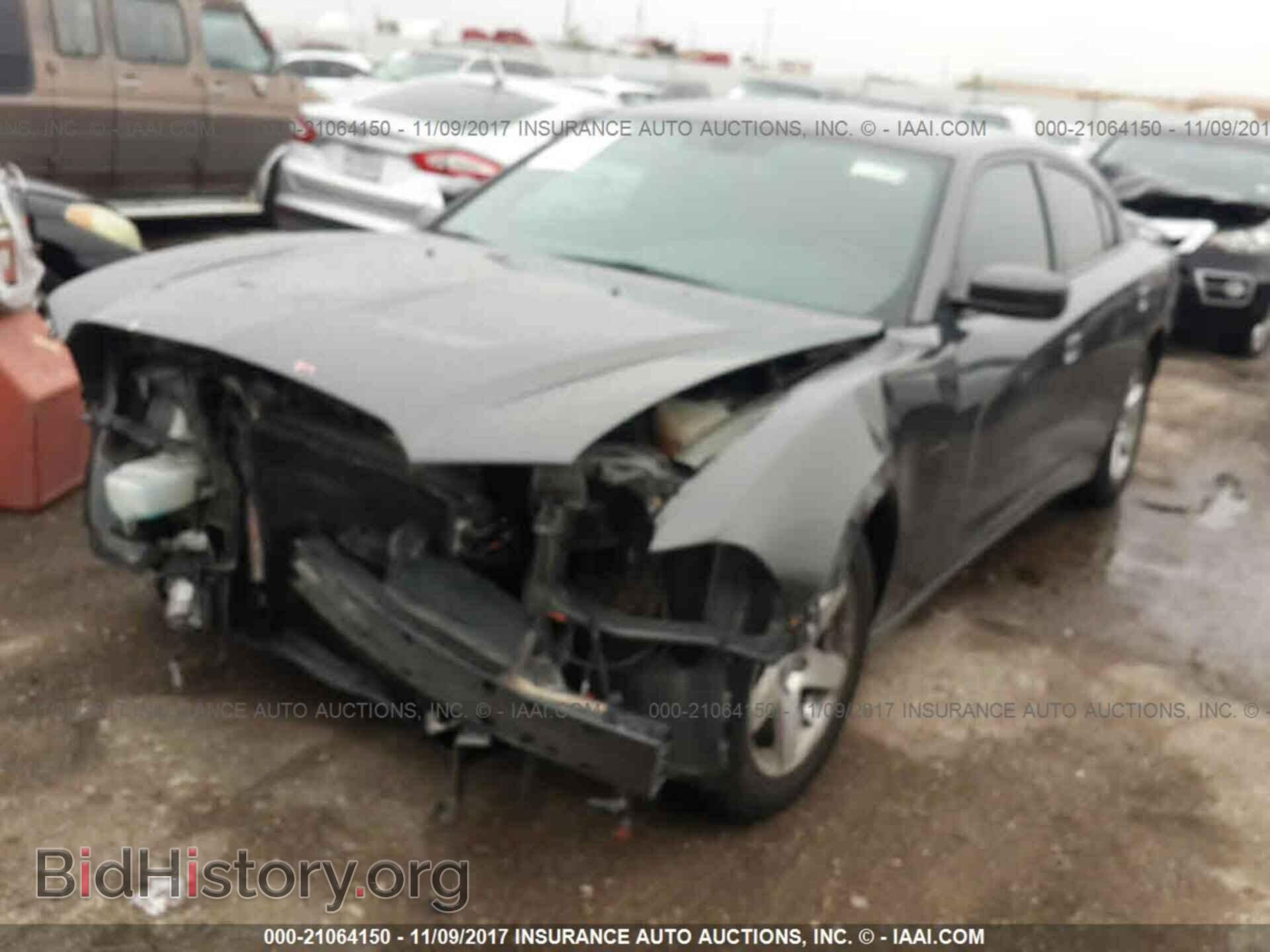 2014 Dodge Charger - VIN: 2C3CDXCT2EH311579 - Photo 2