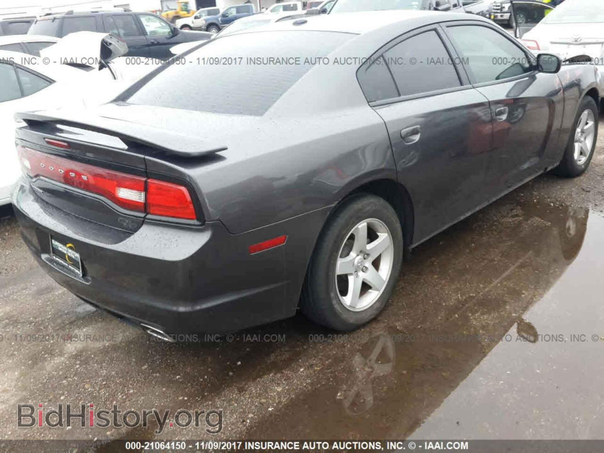 2014 Dodge Charger - VIN: 2C3CDXCT2EH311579 - Photo 4