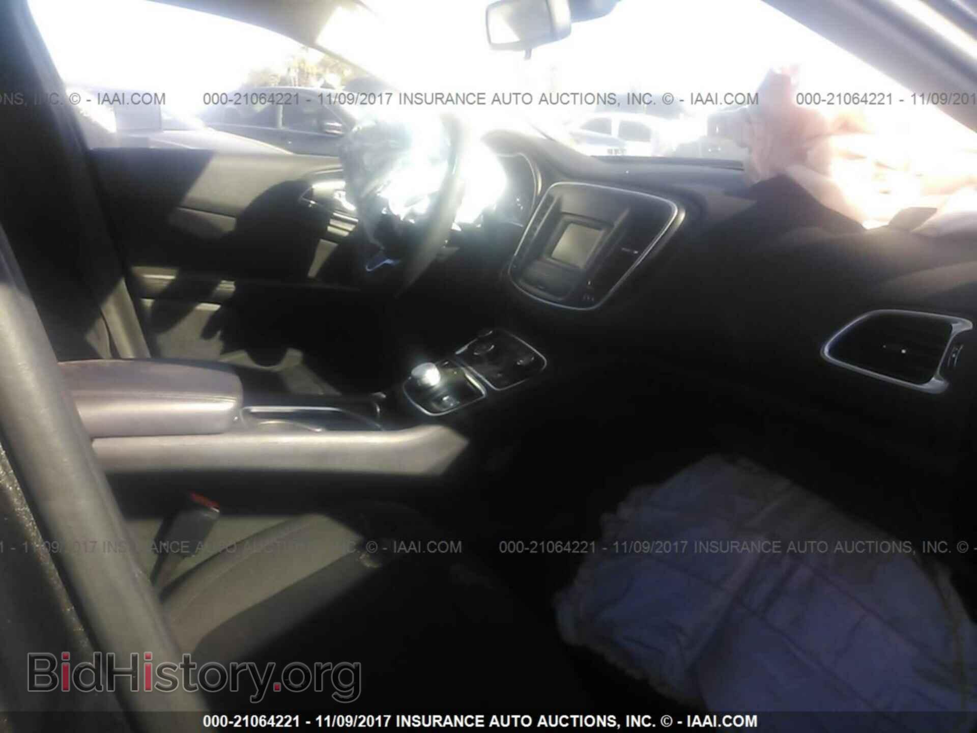 2015 Chrysler 200 - VIN: 1C3CCCAB6FN617070 - Фото 5