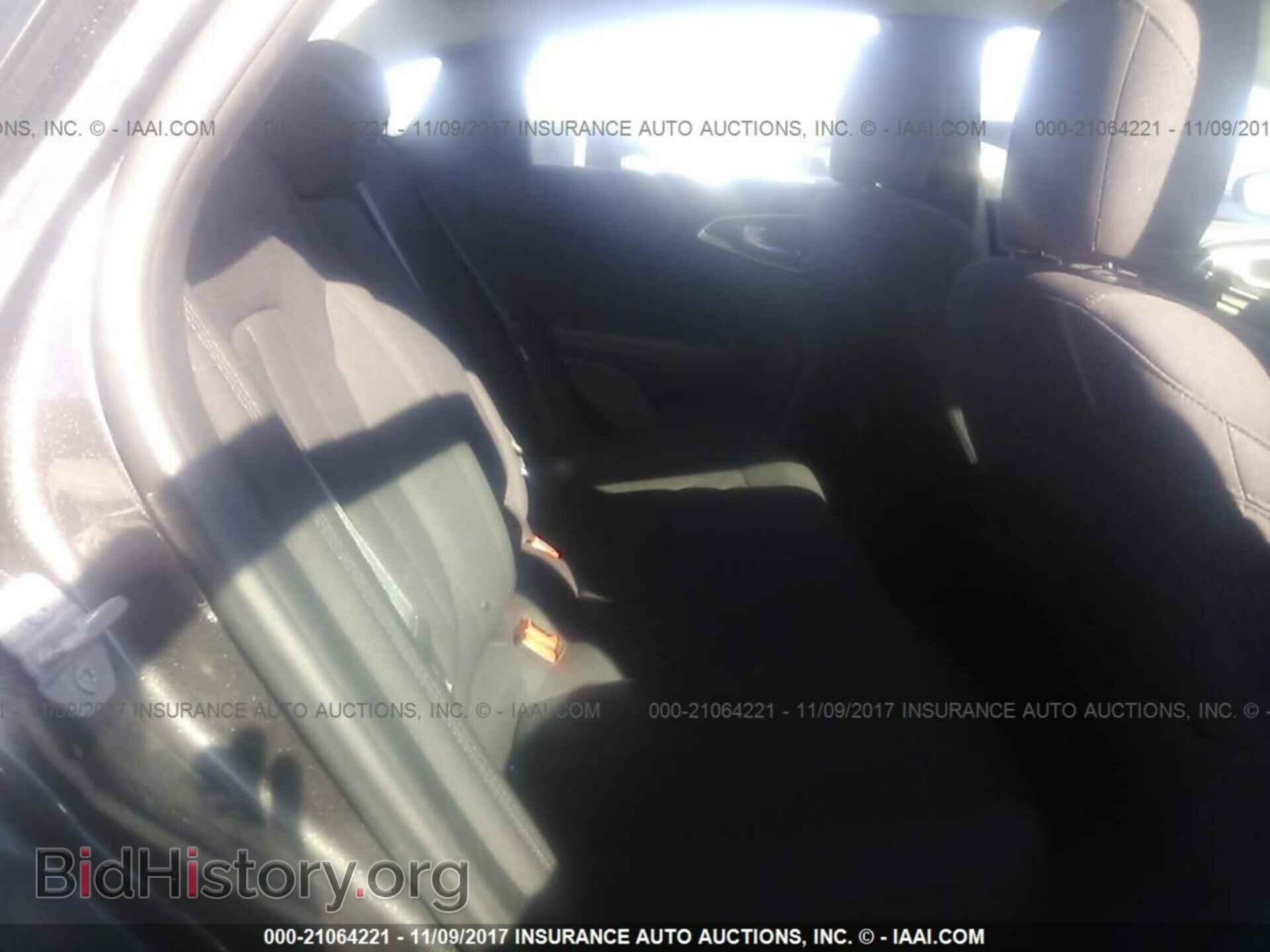 2015 Chrysler 200 - VIN: 1C3CCCAB6FN617070 - Фото 8