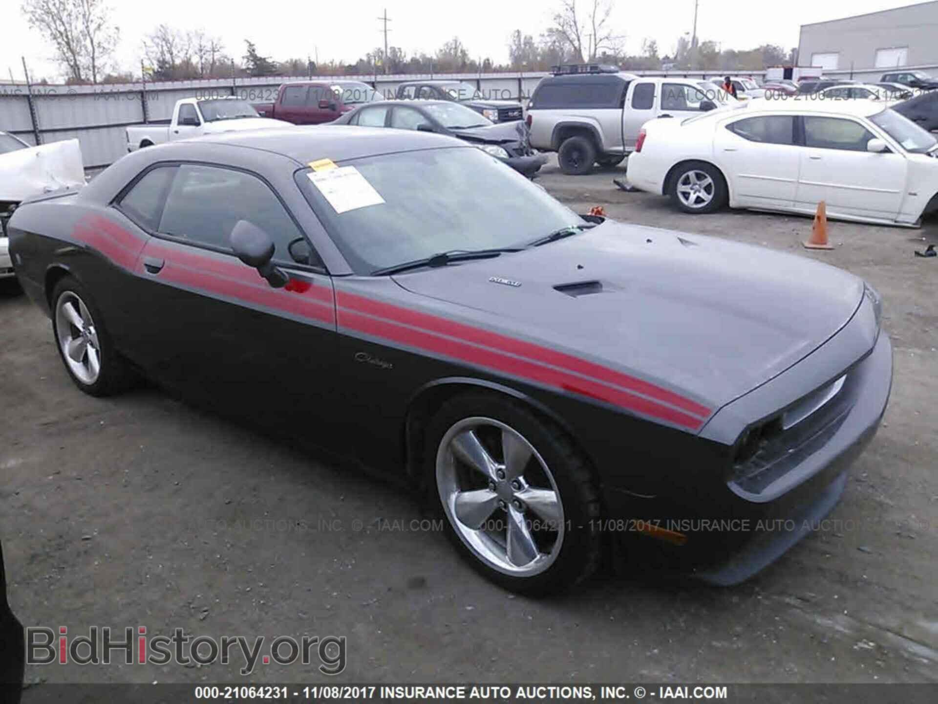 Photo 2C3CDYBTXEH146730 - Dodge Challenger 2014