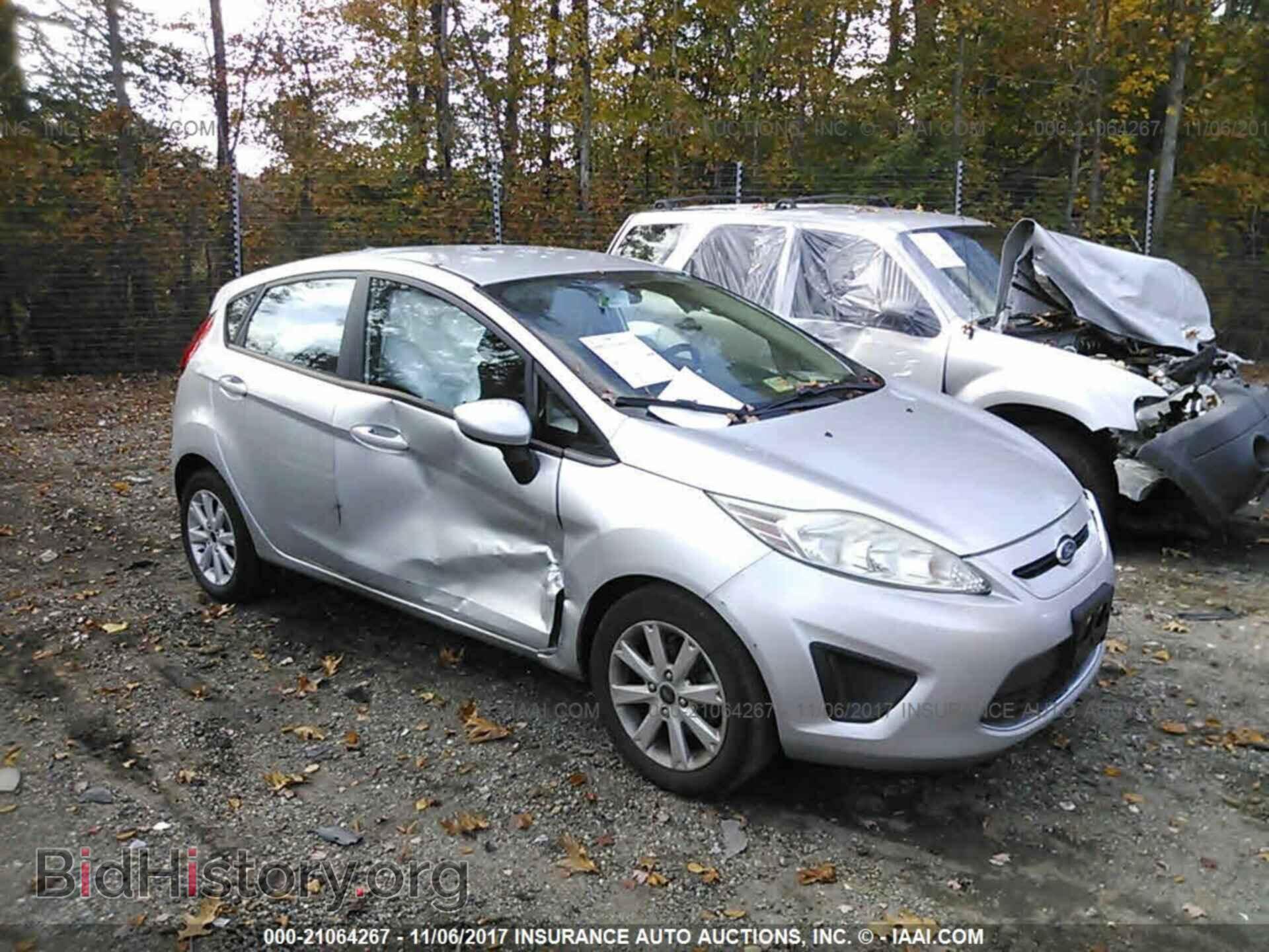 Photo 3FADP4EJ9BM144223 - Ford Fiesta 2011