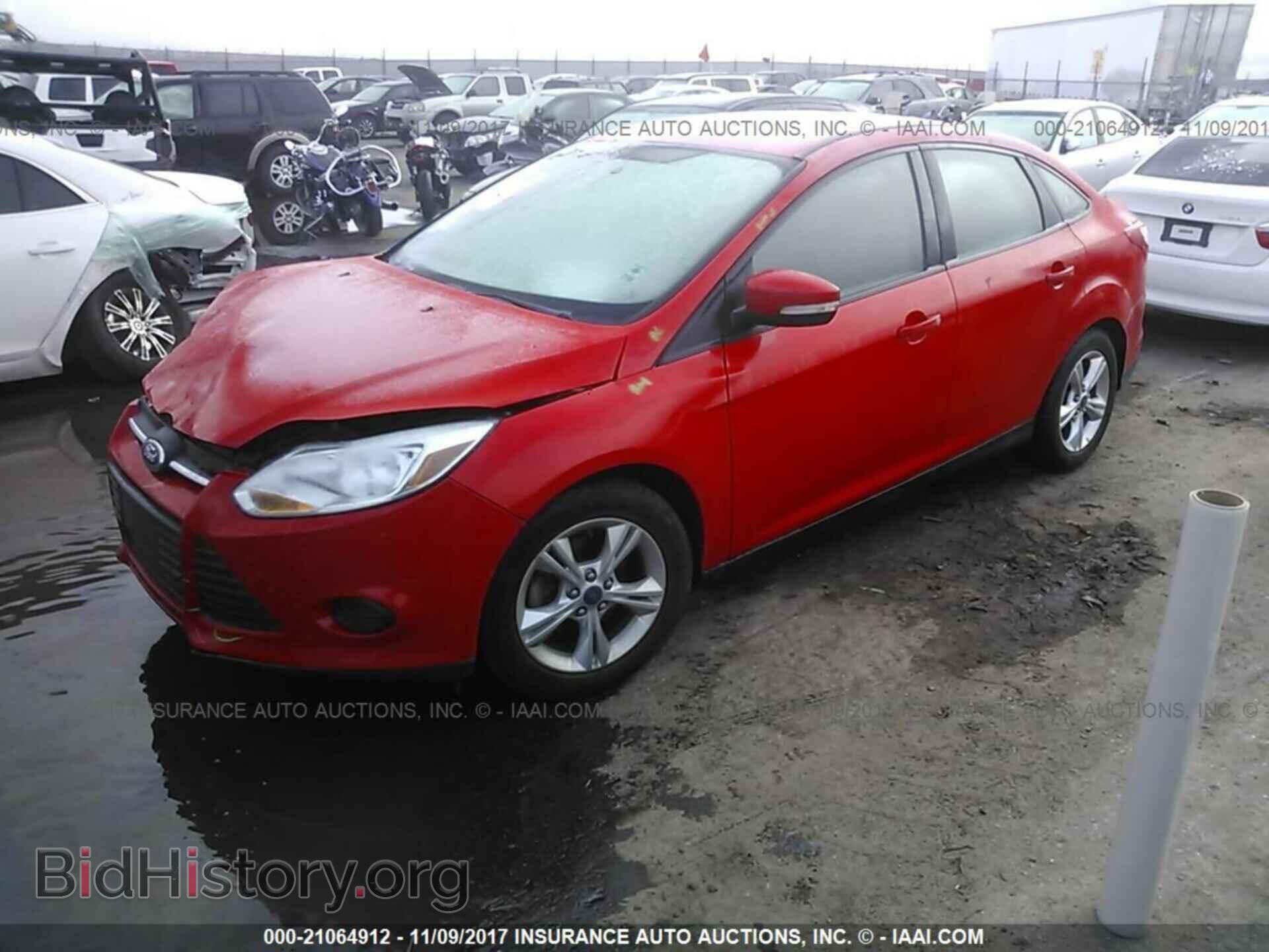 2013 Ford Focus - VIN: 1FADP3F21DL369824 - Photo 2