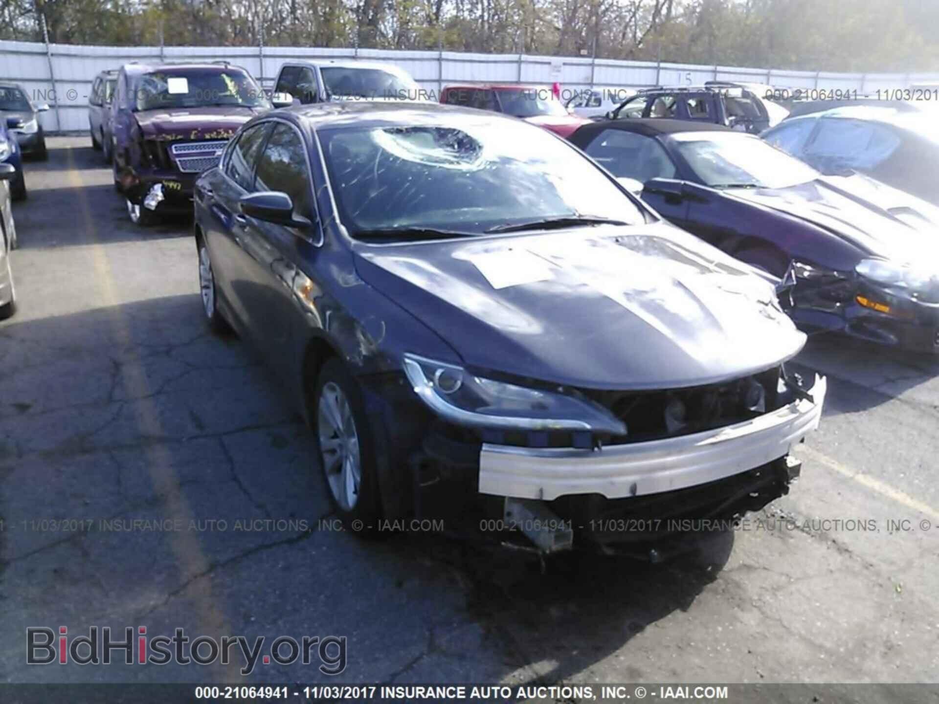 Photo 1C3CCCAB9FN608427 - Chrysler 200 2015