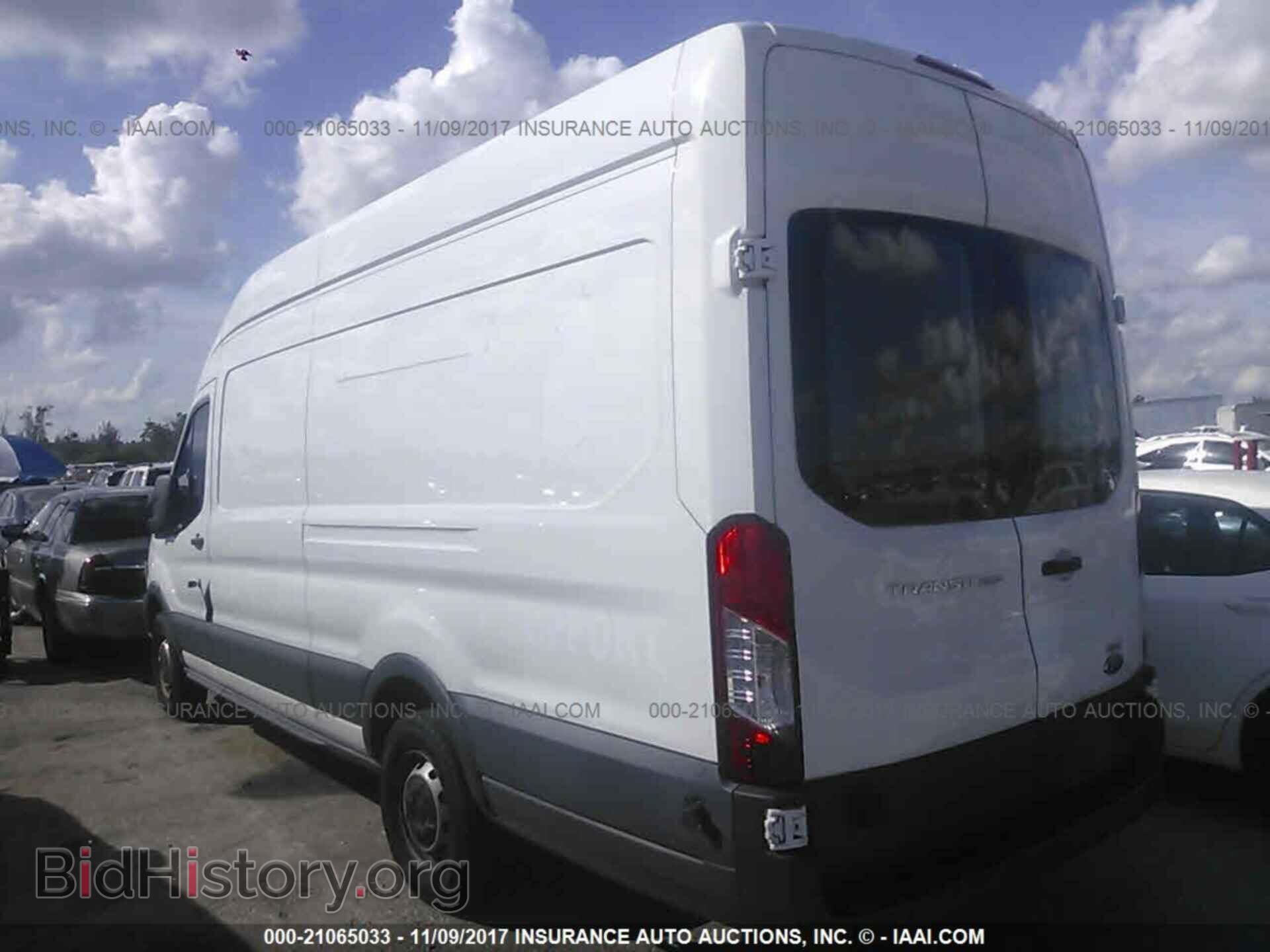 2015 Ford Transit - VIN: 1FTYR3XM1FKA19687 - Фото 3