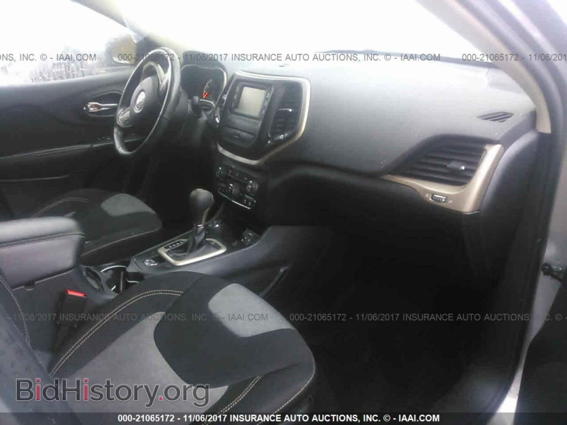 2014 Jeep Cherokee - VIN: 1C4PJMCS6EW122141 - Фото 5
