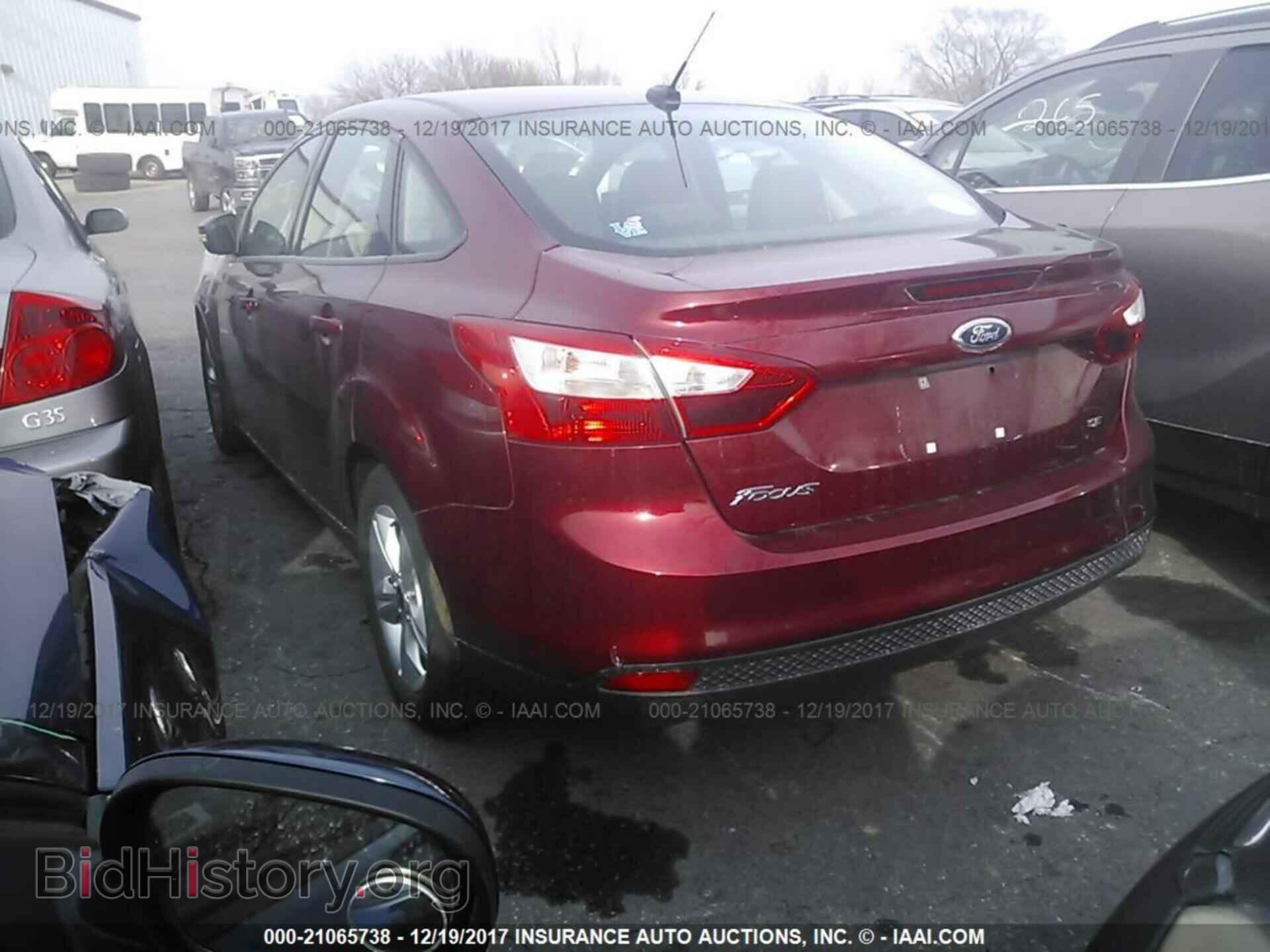 2014 Ford Focus - VIN: 1FADP3F22EL325798 - Фото 3