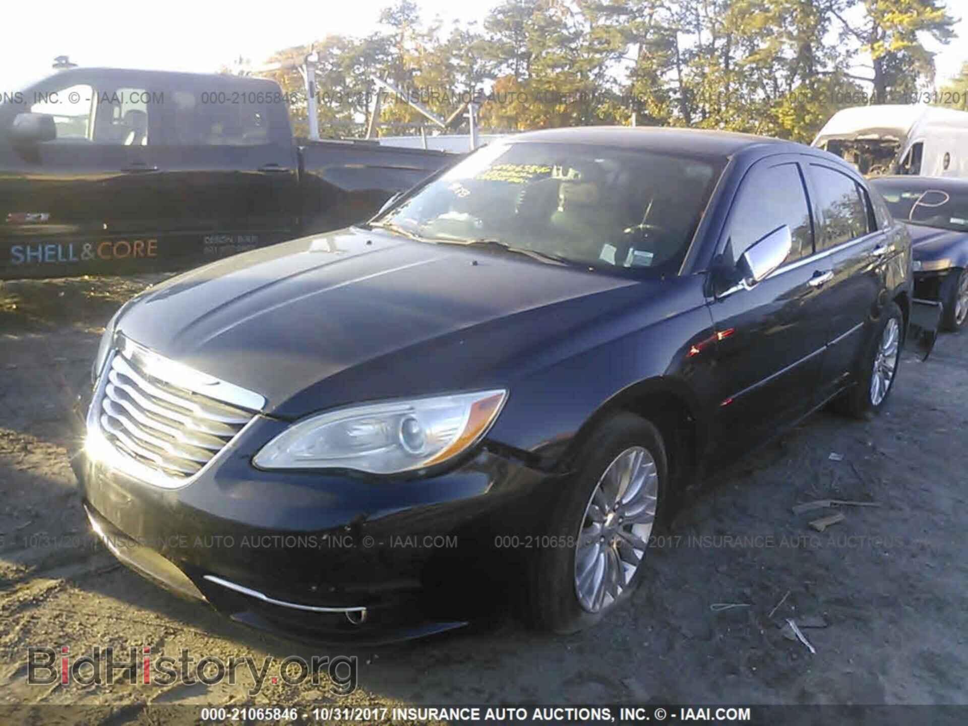 2012 Chrysler 200 - VIN: 1C3CCBCB6CN203693 - Фото 2