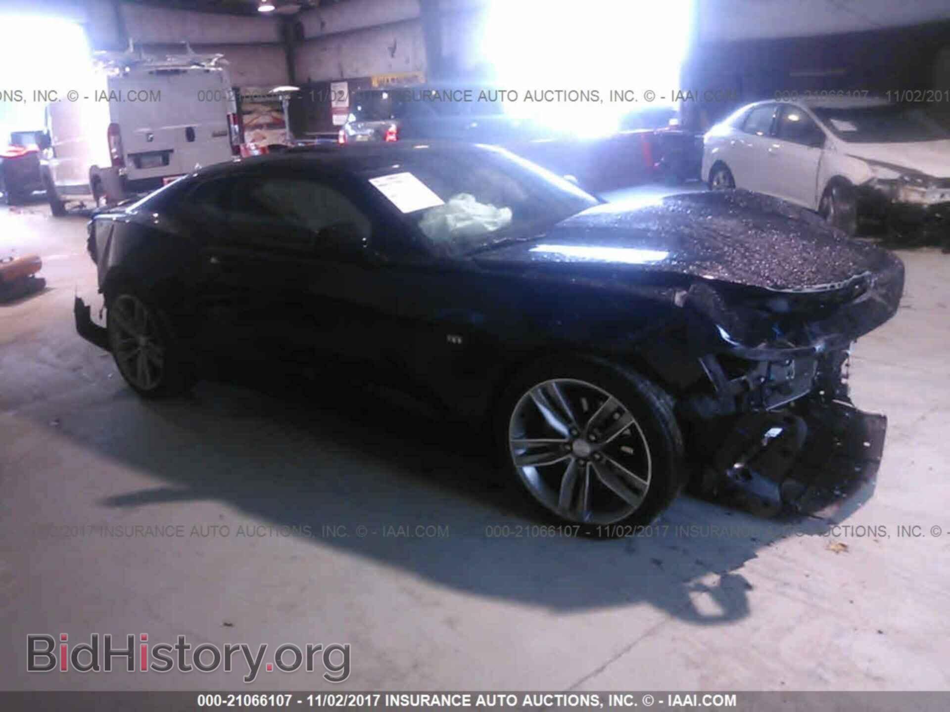 Photo 1G1FB1RS9H0200944 - Chevrolet Camaro 2017
