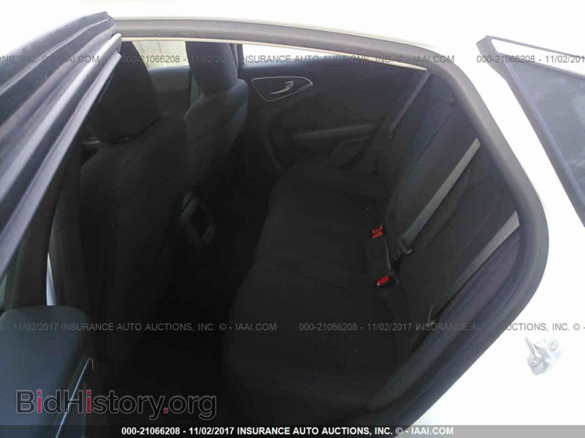 2015 Chrysler 200 - VIN: 1C3CCCAB6FN754963 - Photo 8