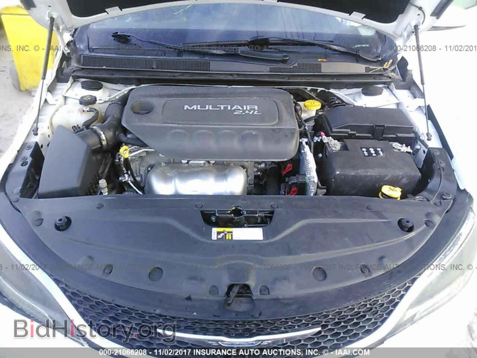2015 Chrysler 200 - VIN: 1C3CCCAB6FN754963 - Photo 10