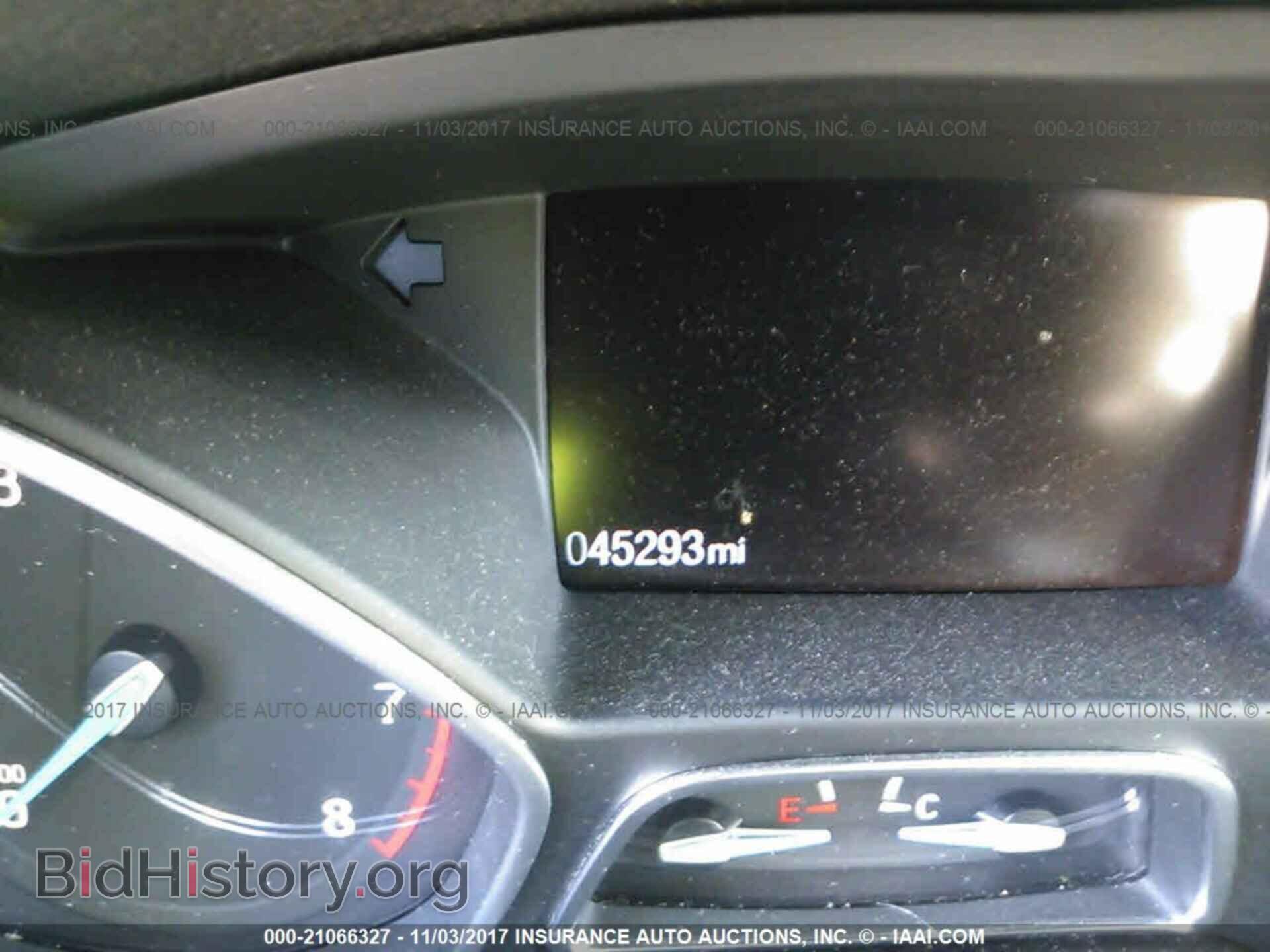 2016 Ford Focus - VIN: 1FADP3F21GL295261 - Photo 7