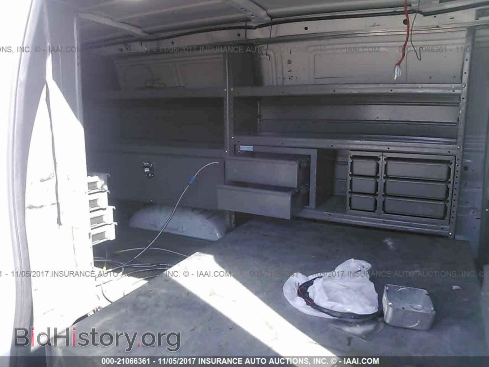2011 Ford Econoline - VIN: 1FTSS3ELXBDA31453 - Фото 8