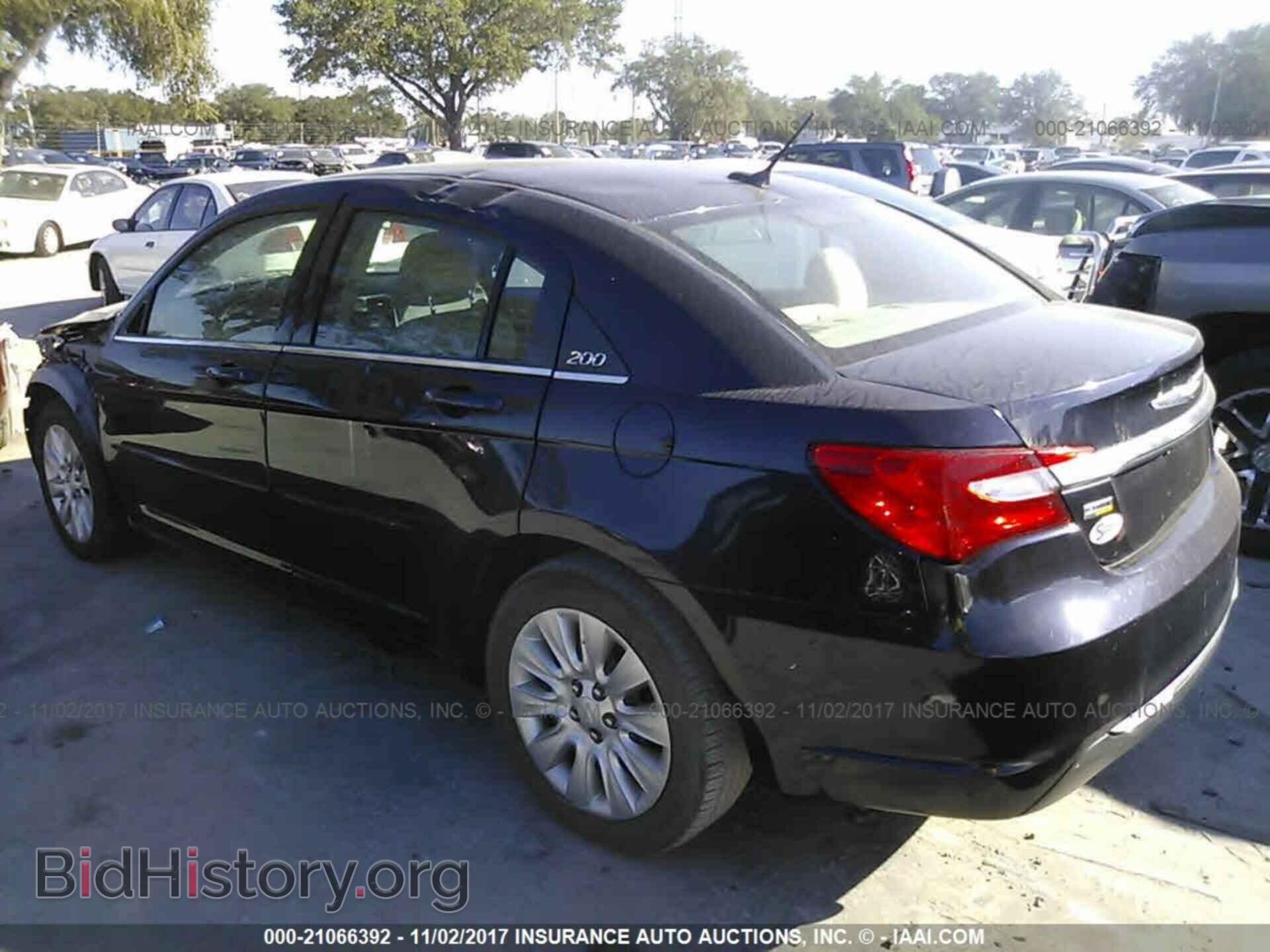 2012 Chrysler 200 - VIN: 1C3CCBAG1CN246160 - Фото 3