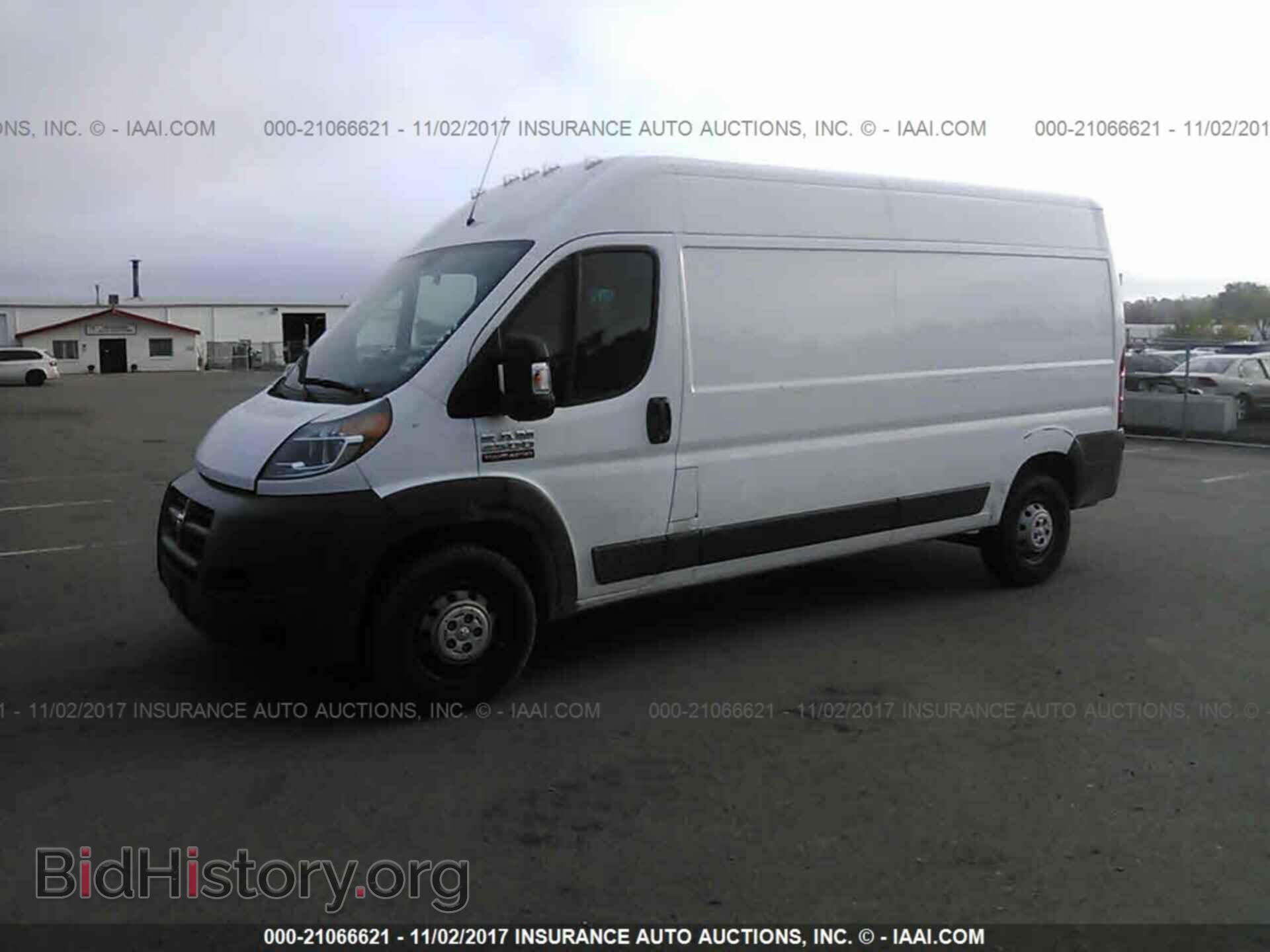 2017 Ram Promaster 2500 - VIN: 3C6TRVDG7HE532993 - Фото 2