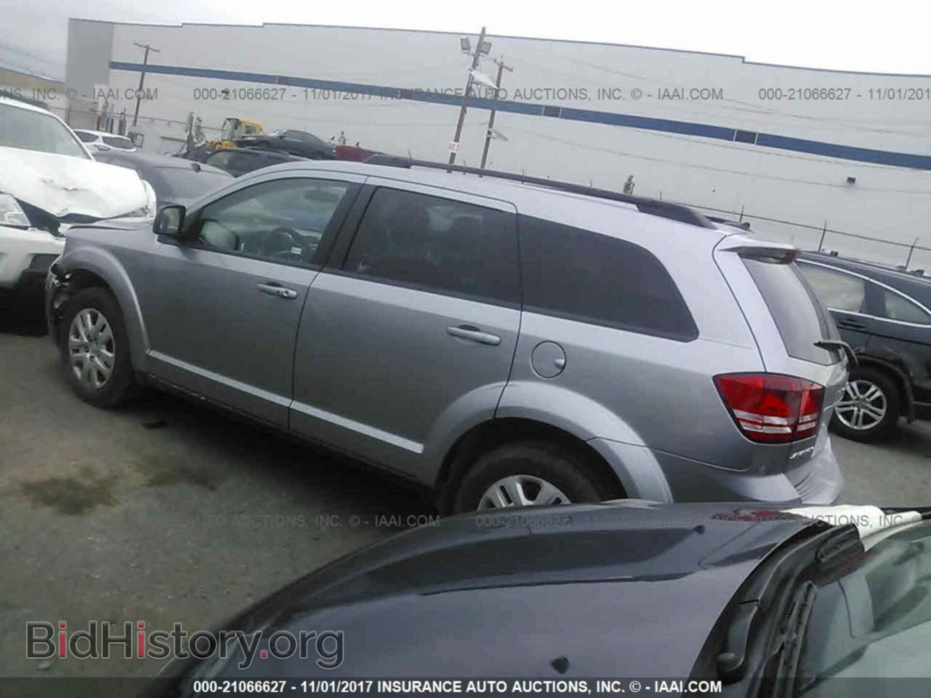 2016 Dodge Journey - VIN: 3C4PDCAB1GT223309 - Фото 3