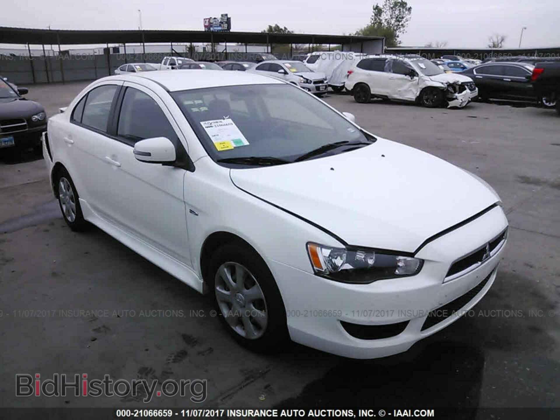 Photo JA32U2FU1FU014007 - Mitsubishi Lancer 2015