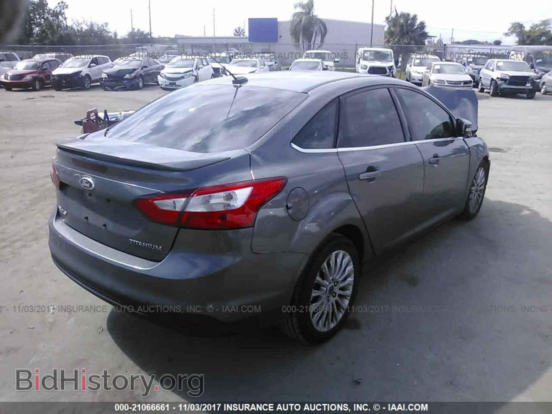 2012 Ford Focus - VIN: 1FAHP3J29CL158006 - Photo 4
