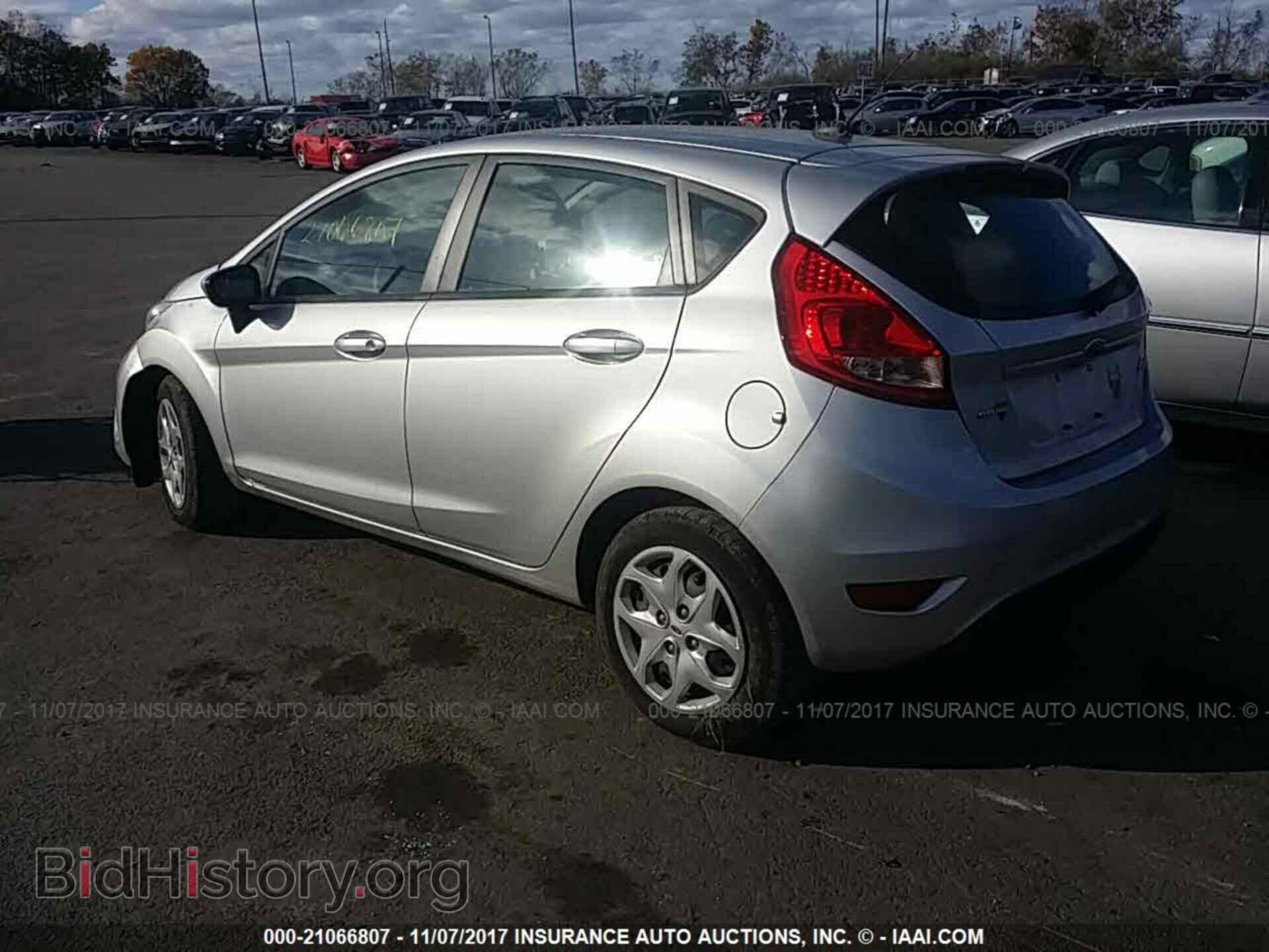 2012 Ford Fiesta - VIN: 3FADP4EJ3CM112501 - Photo 3