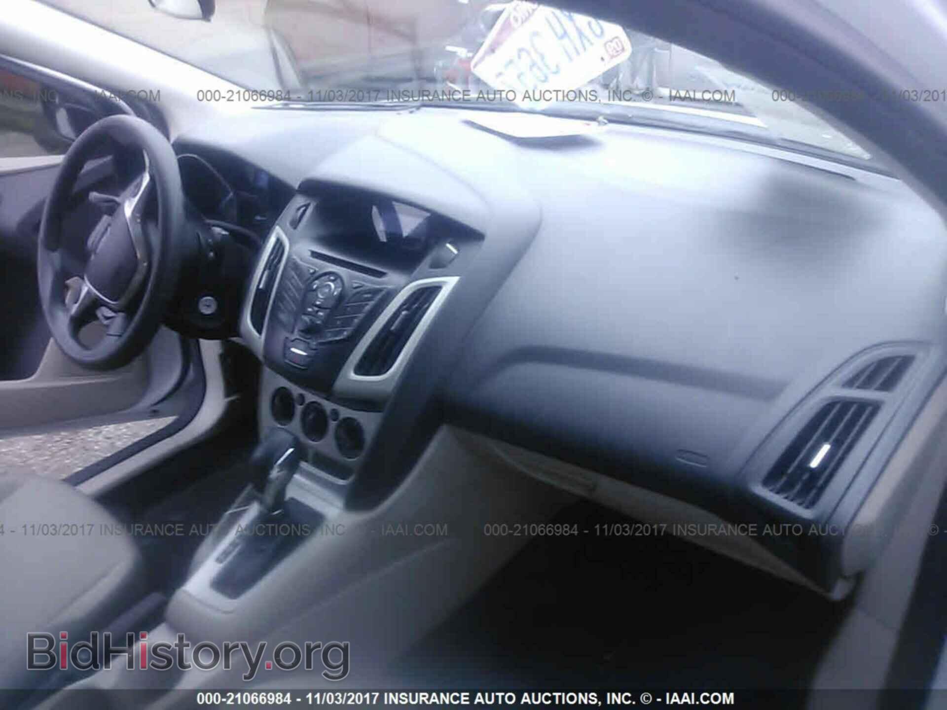 2012 Ford Focus - VIN: 1FAHP3F24CL271967 - Photo 5