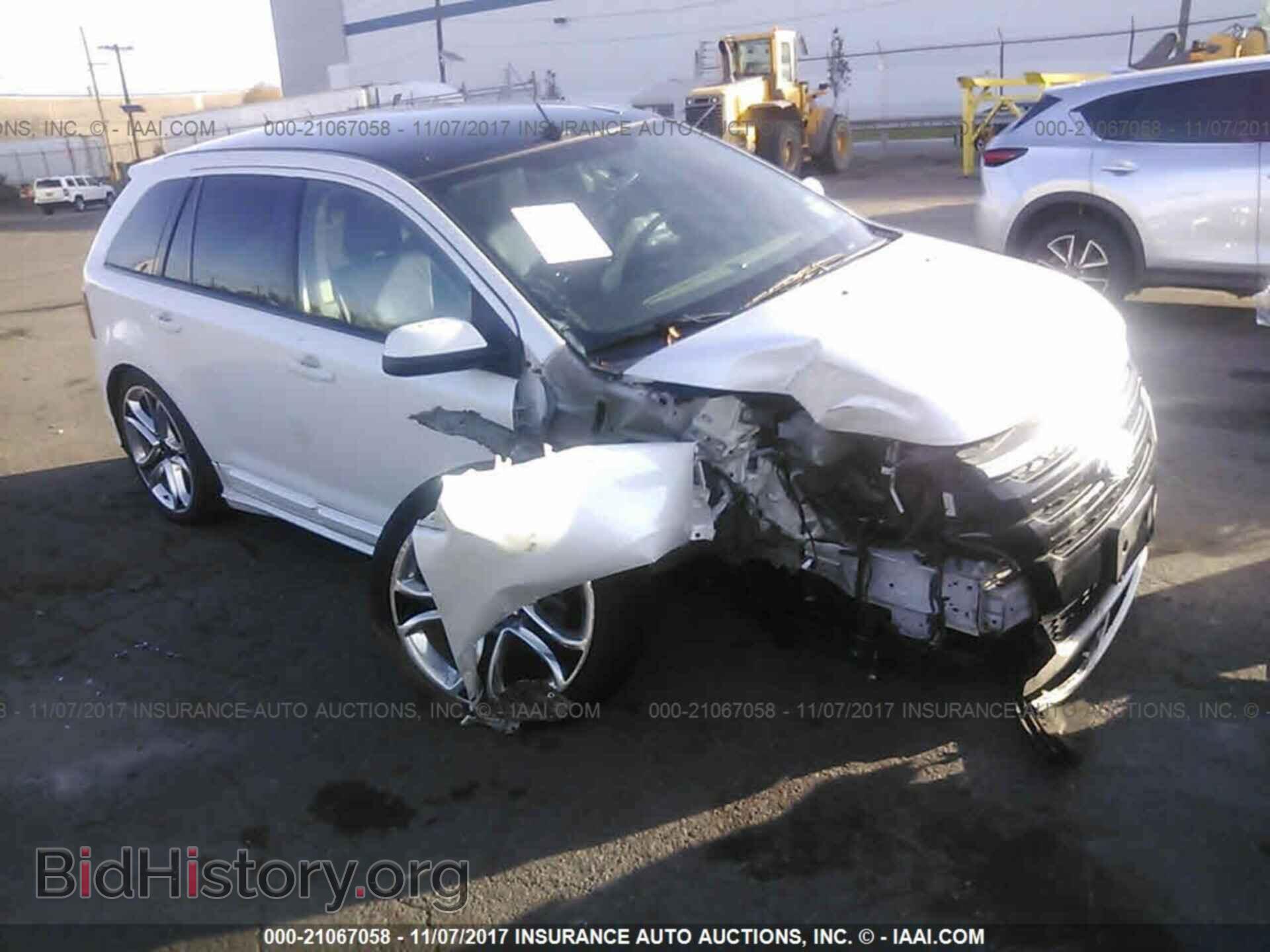 Photo 2FMDK4AK9BBB52679 - Ford Edge 2011