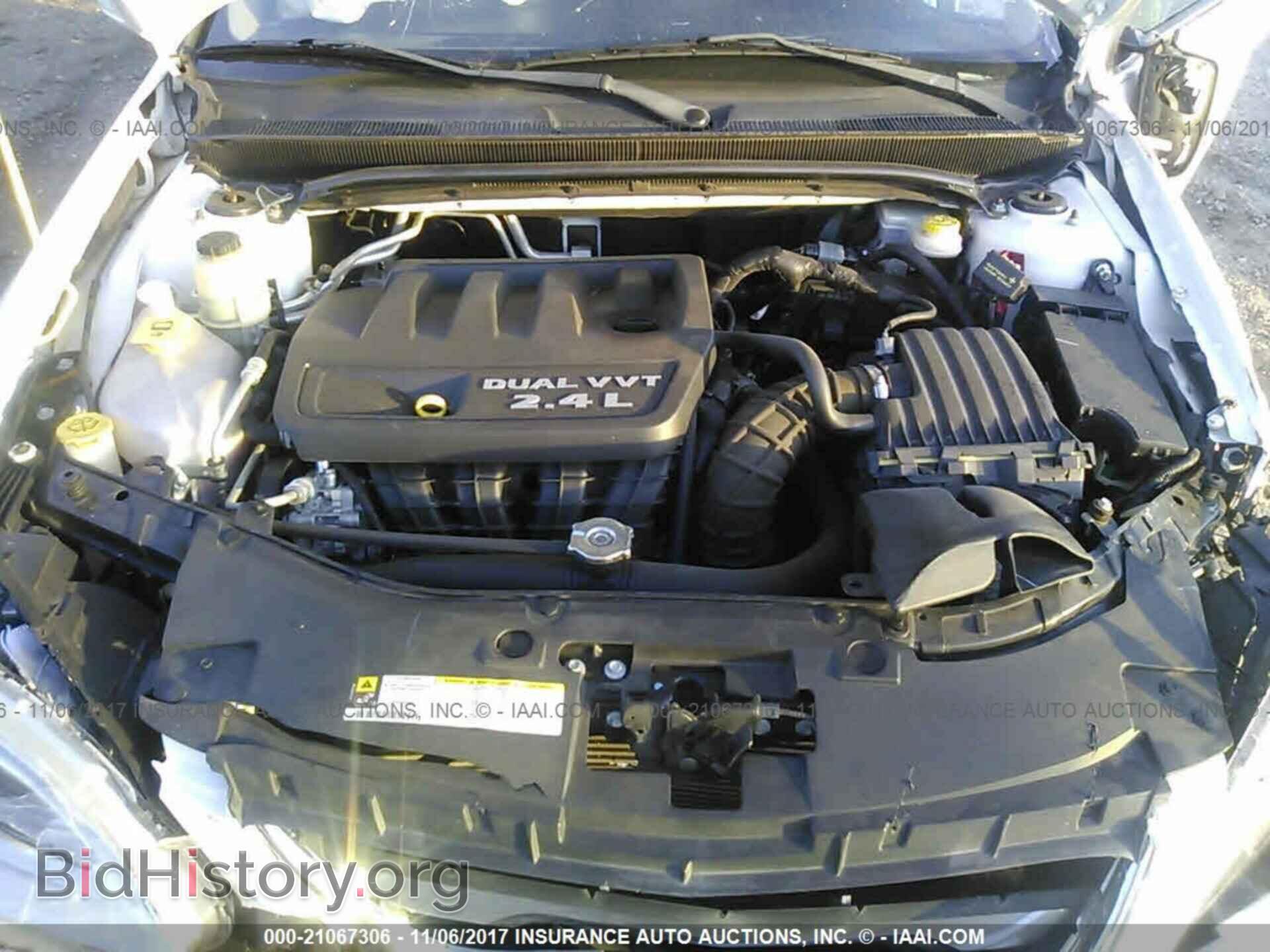 2013 Chrysler 200 - VIN: 1C3CCBBB8DN512648 - Фото 10