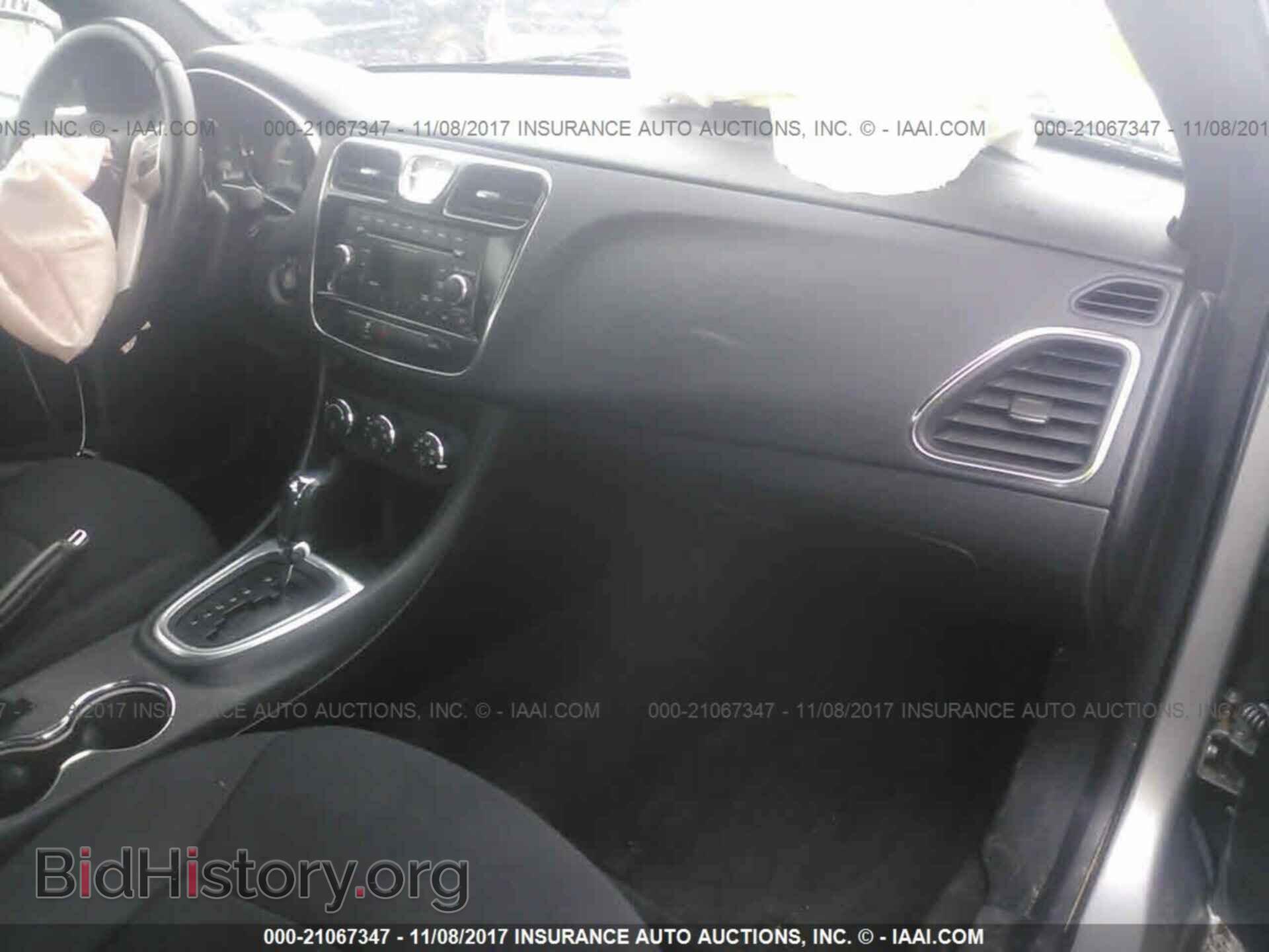 2013 Chrysler 200 - VIN: 1C3CCBBB1DN559228 - Фото 5