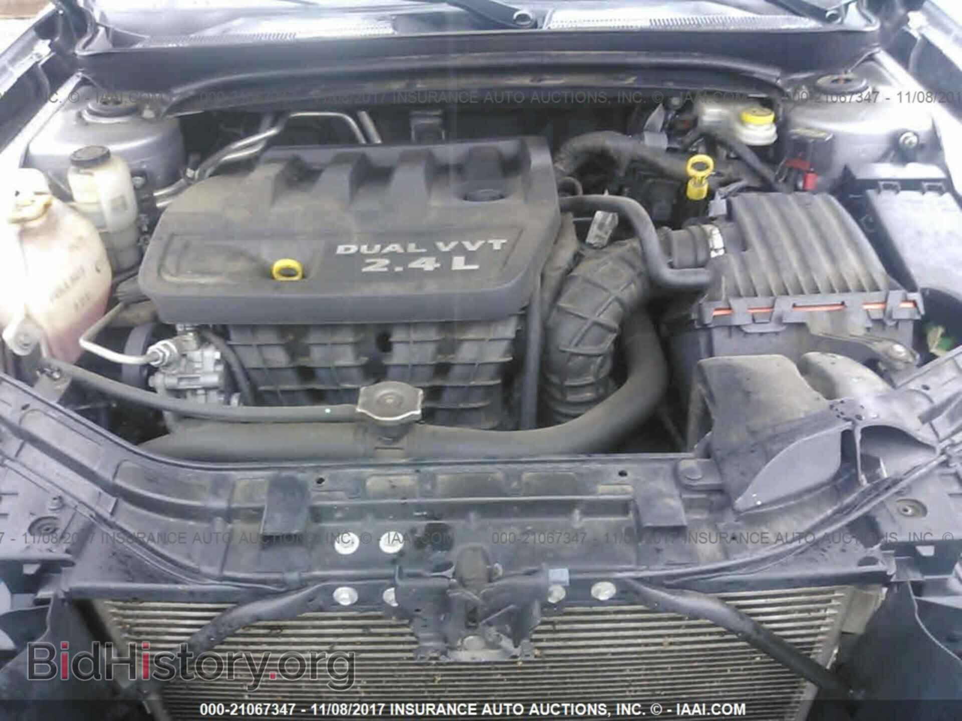 2013 Chrysler 200 - VIN: 1C3CCBBB1DN559228 - Фото 10