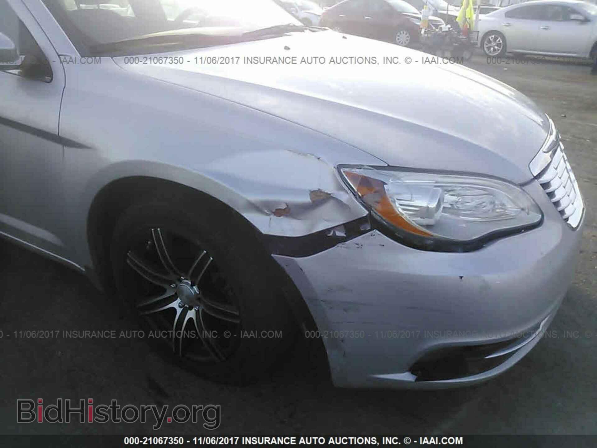 2012 Chrysler 200 - VIN: 1C3CCBAB4CN330705 - Photo 6