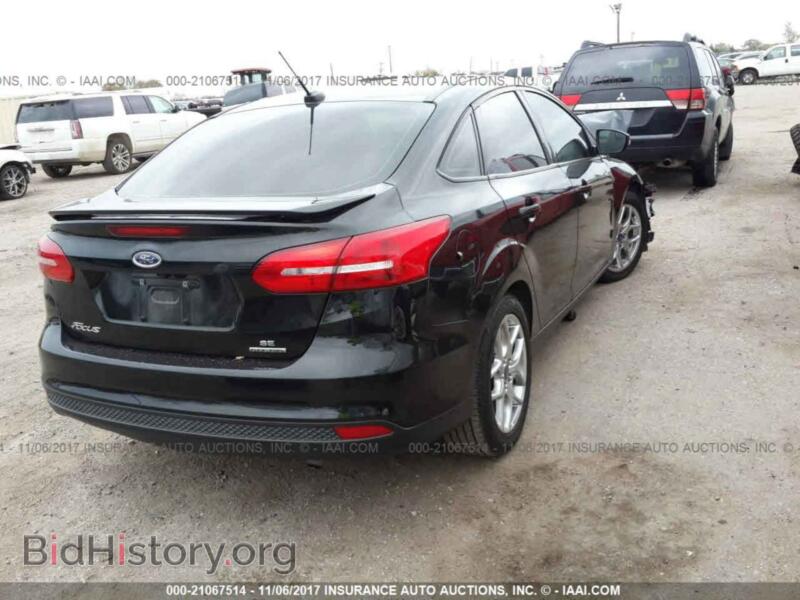 2015 Ford FOCUS (VIN 1FADP3F25FL347859) — фото 4 из 10
