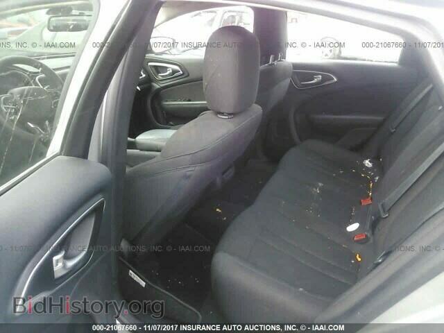 2016 Chrysler 200 - VIN: 1C3CCCAB7GN109546 - Фото 8