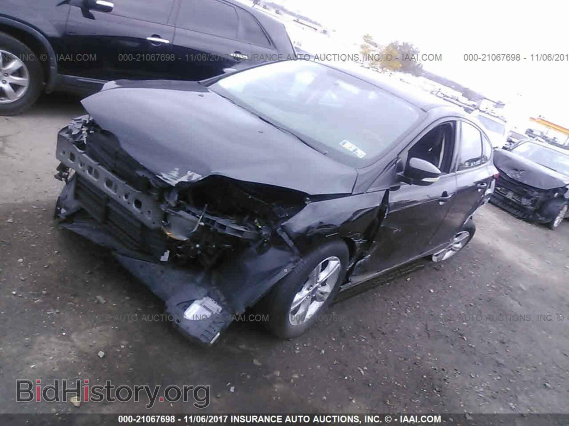 2014 Ford Focus - VIN: 1FADP3K29EL366564 - Photo 2